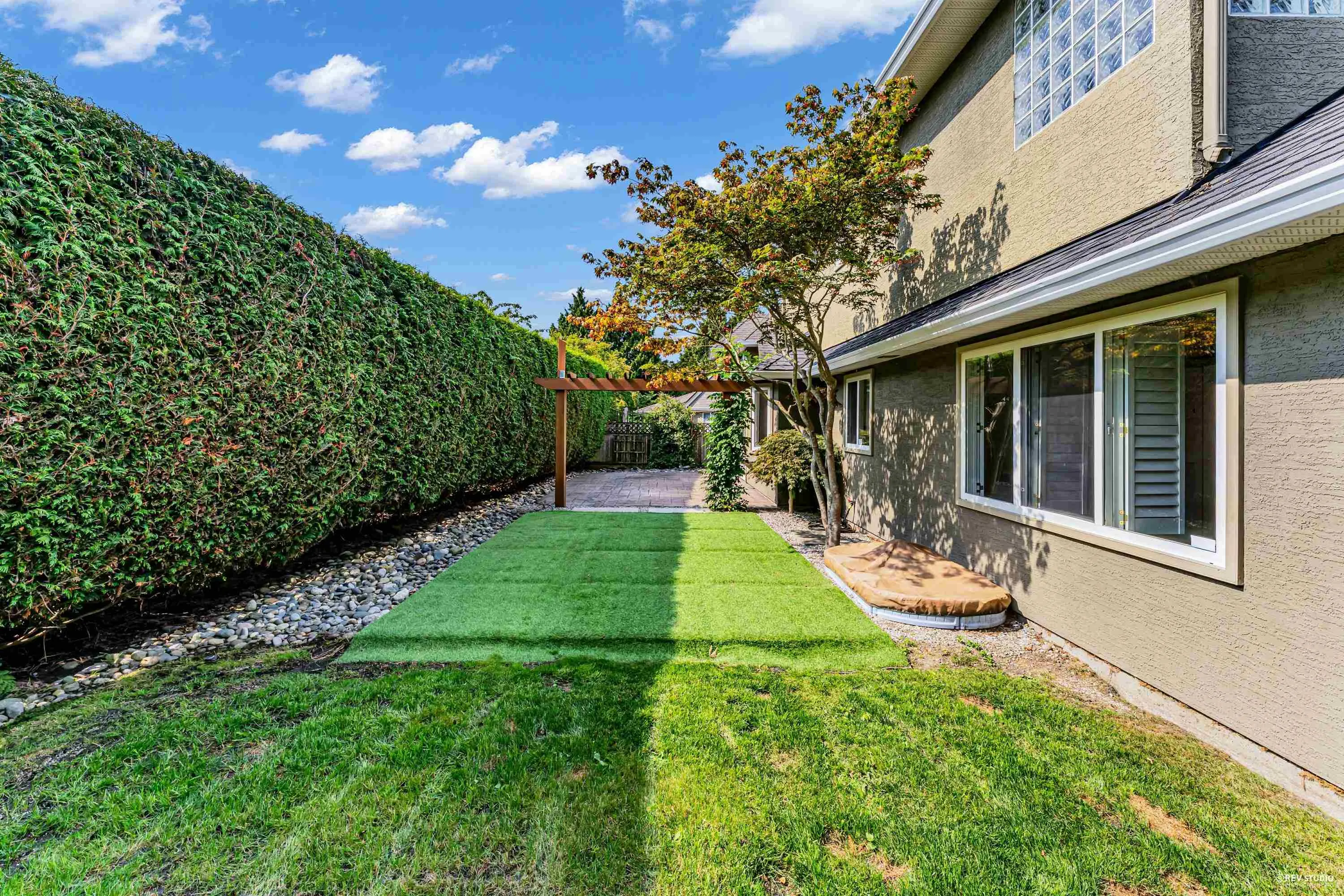 5159 Heron Bay Close