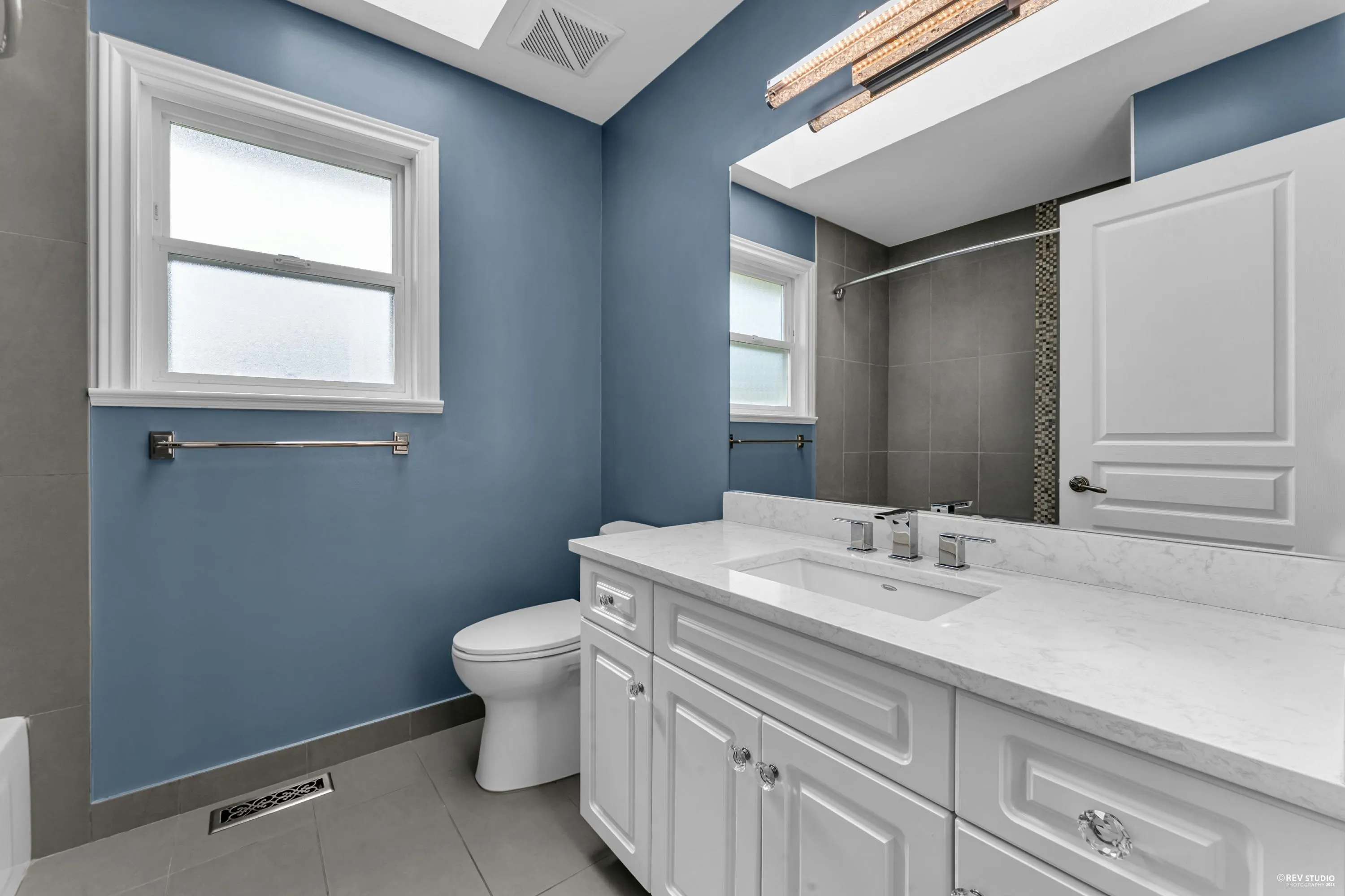 5159 Heron Bay Close