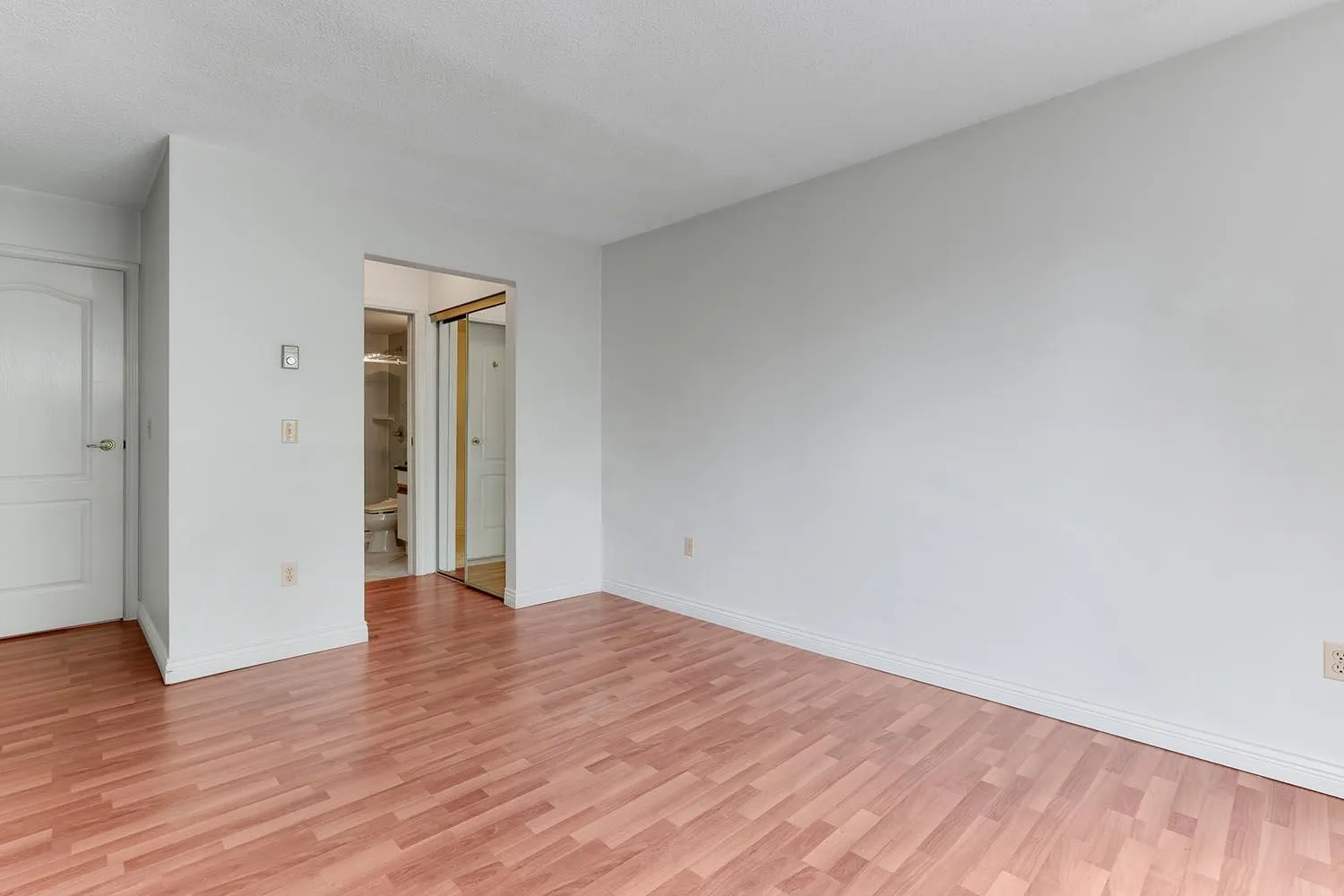 310 7540 Minoru Boulevard