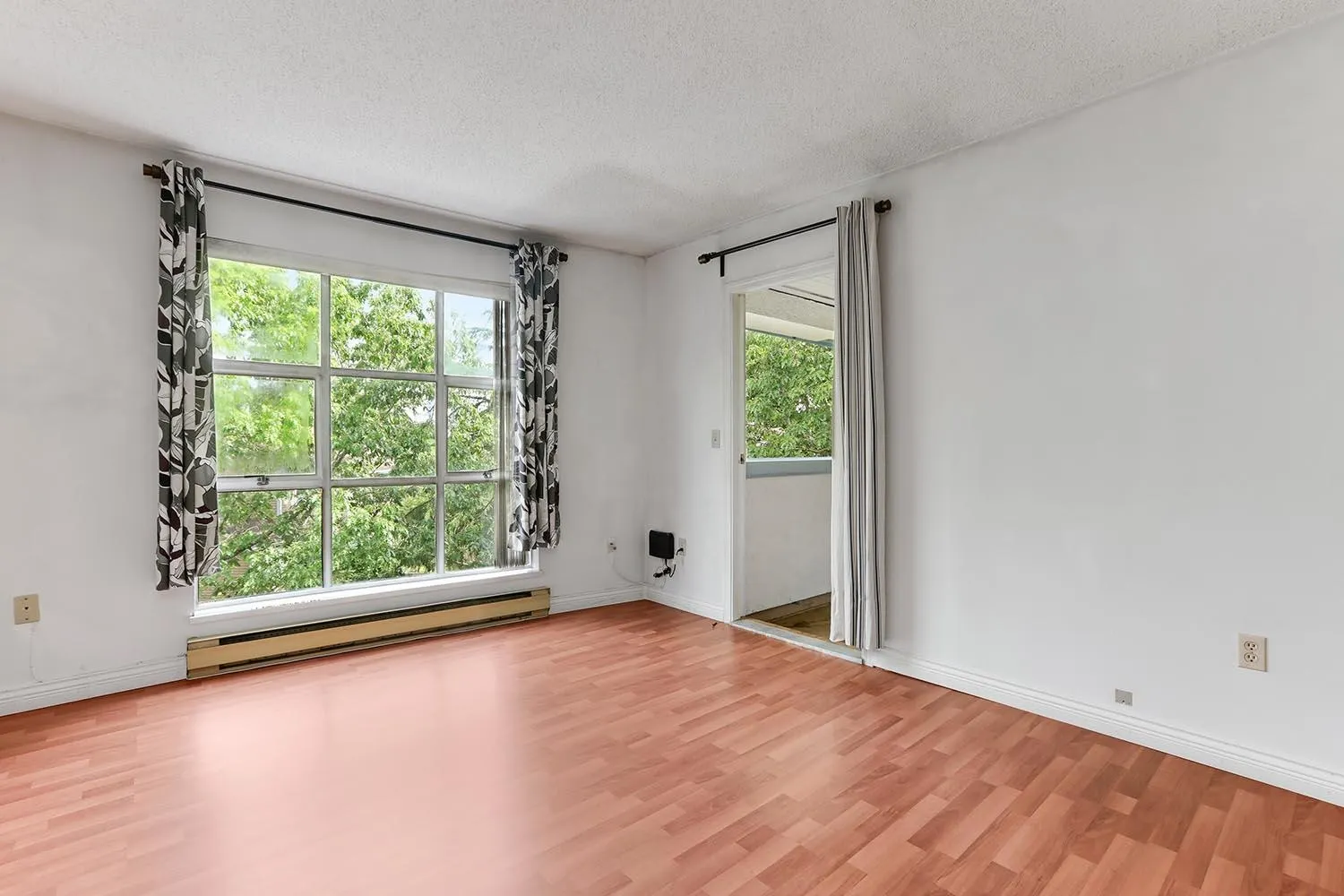 310 7540 Minoru Boulevard