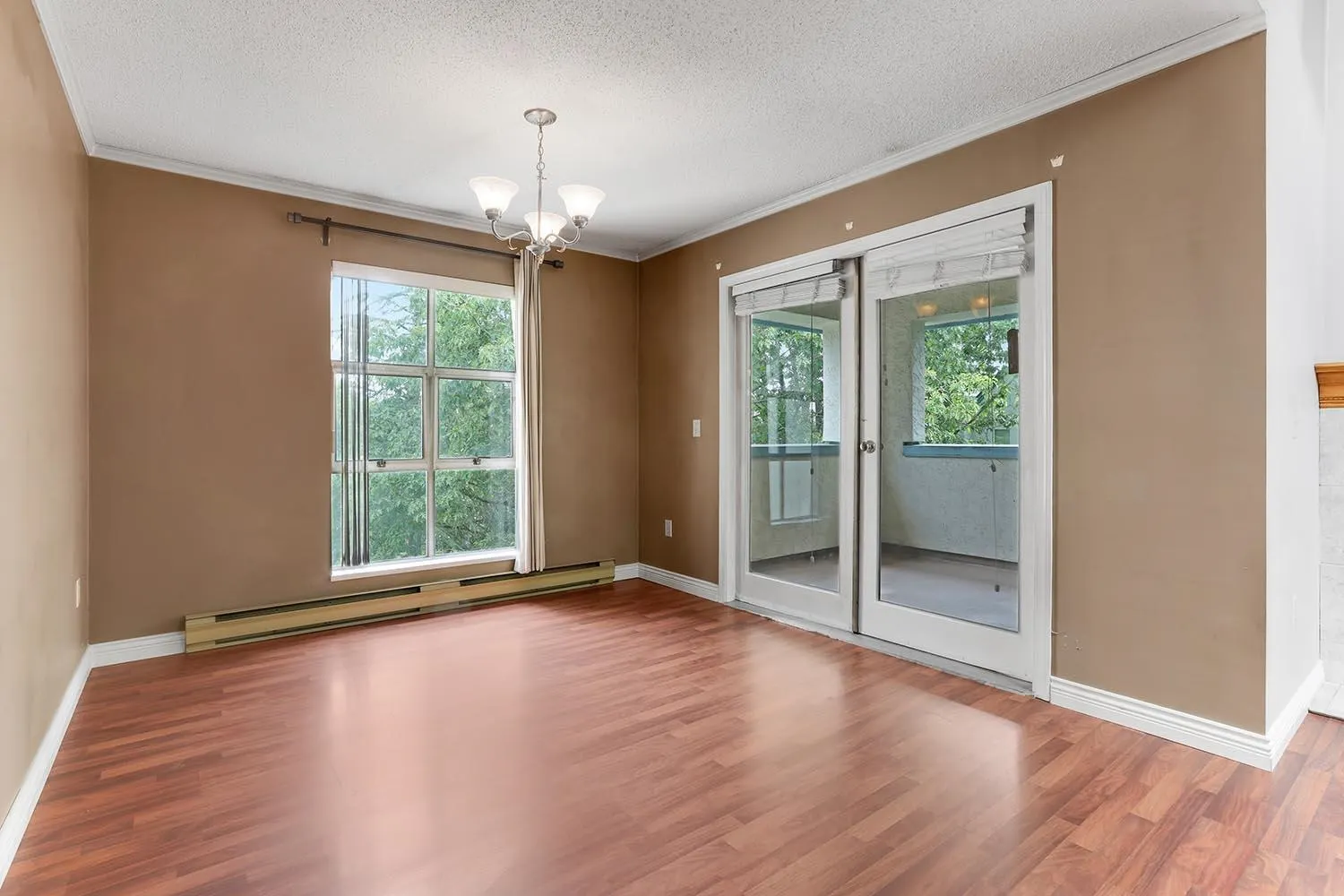 310 7540 Minoru Boulevard