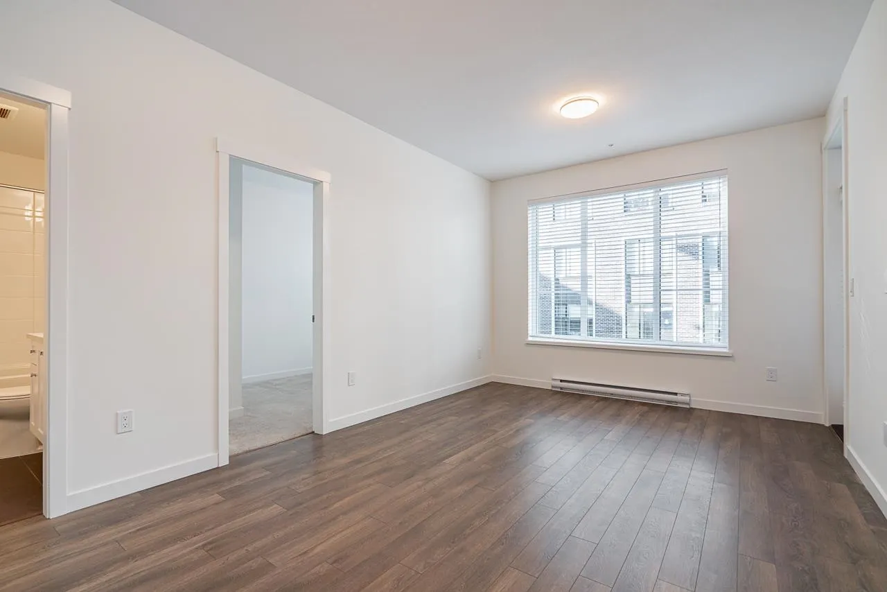 210 15825 85 Avenue
