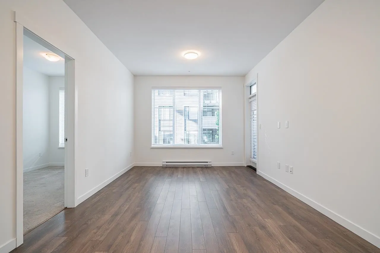 210 15825 85 Avenue