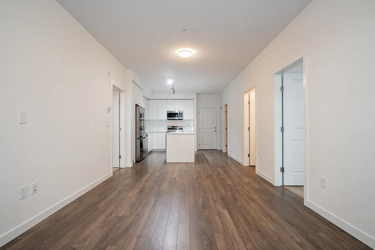 210 15825 85 Avenue