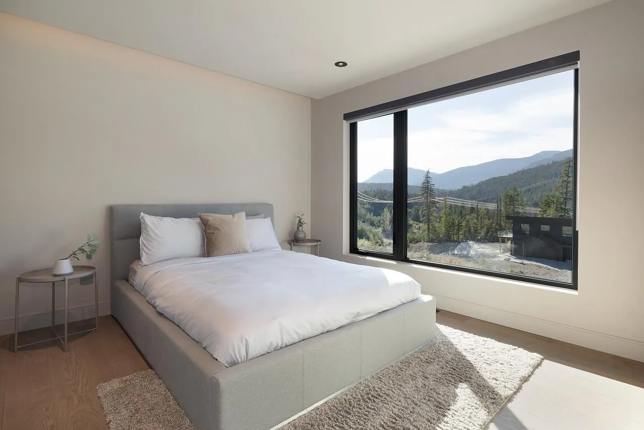 9228 Wedgemount Plateau Drive