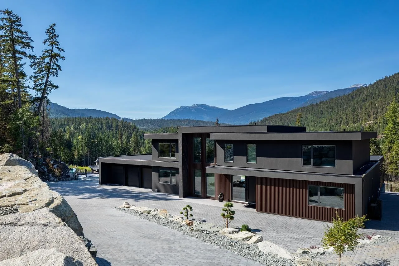 9228 Wedgemount Plateau Drive