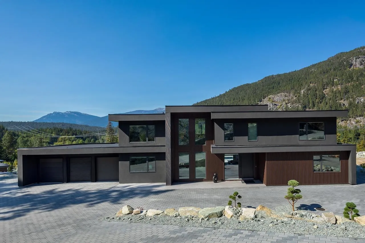 9228 Wedgemount Plateau Drive