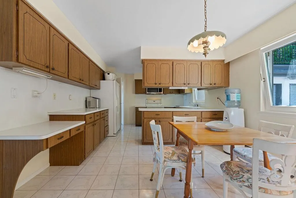 1373 Camwell Drive