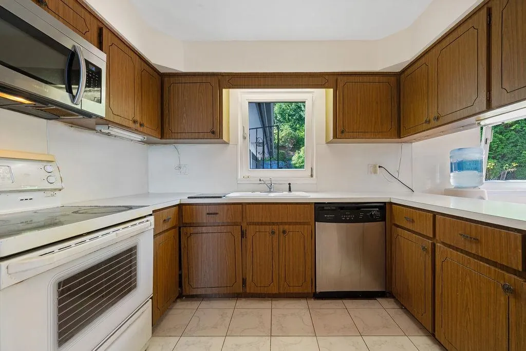 1373 Camwell Drive