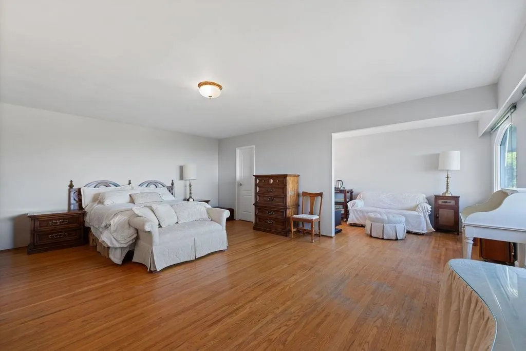 1373 Camwell Drive