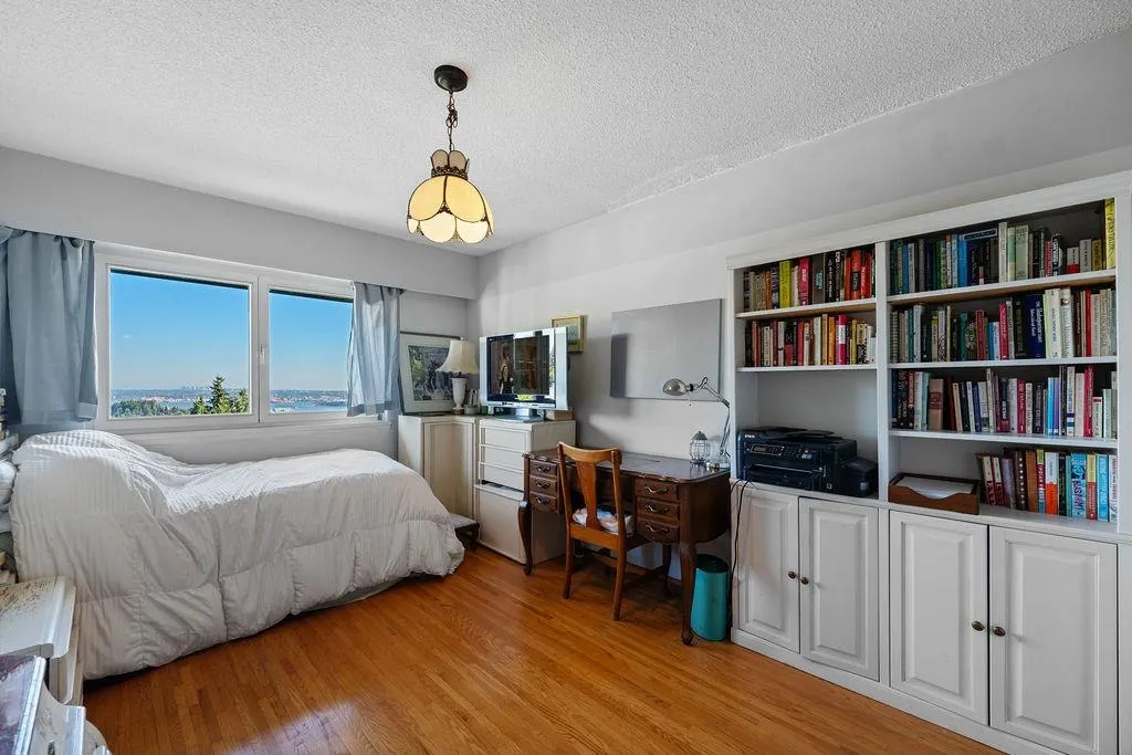 1373 Camwell Drive