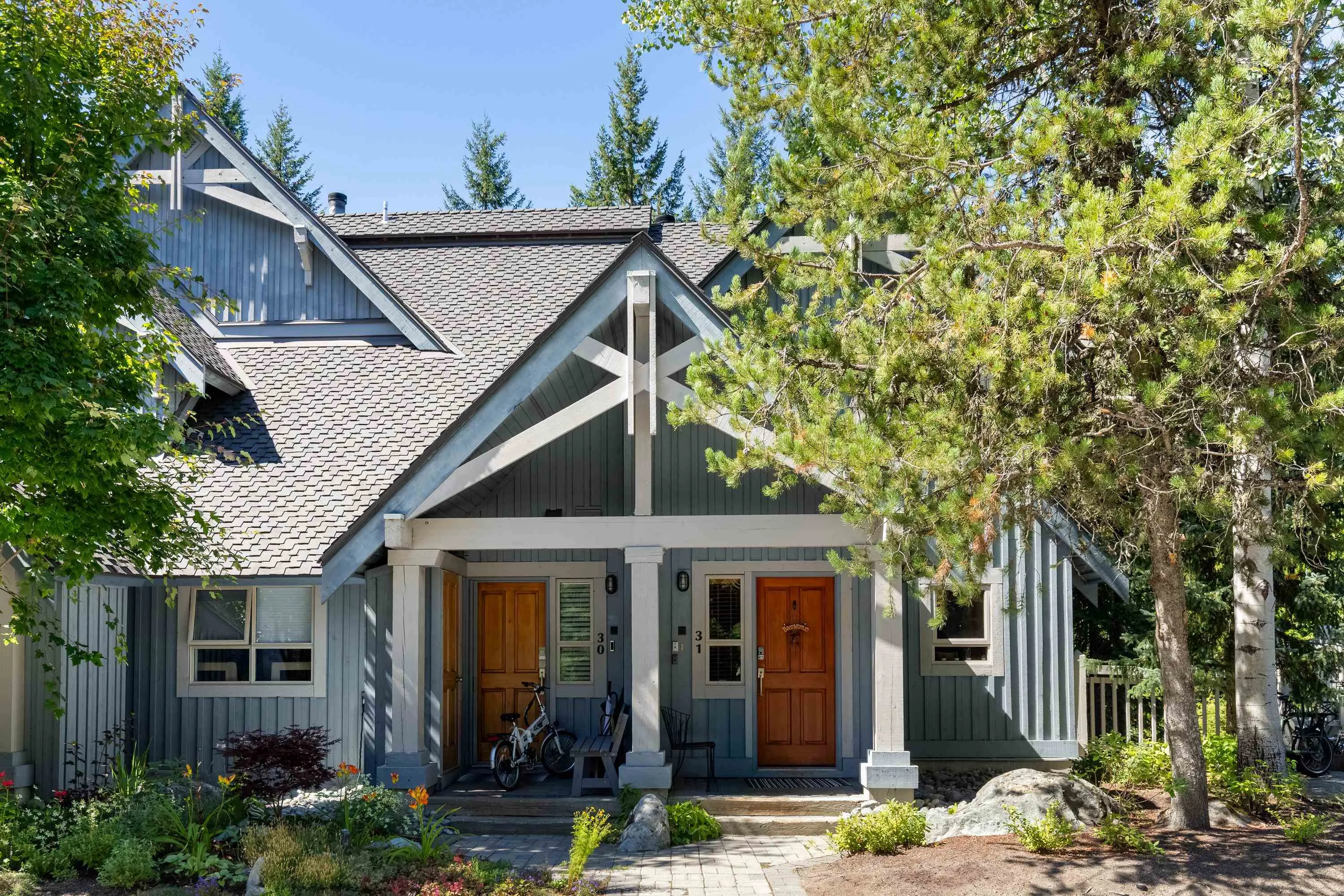 31 4661 Blackcomb Way