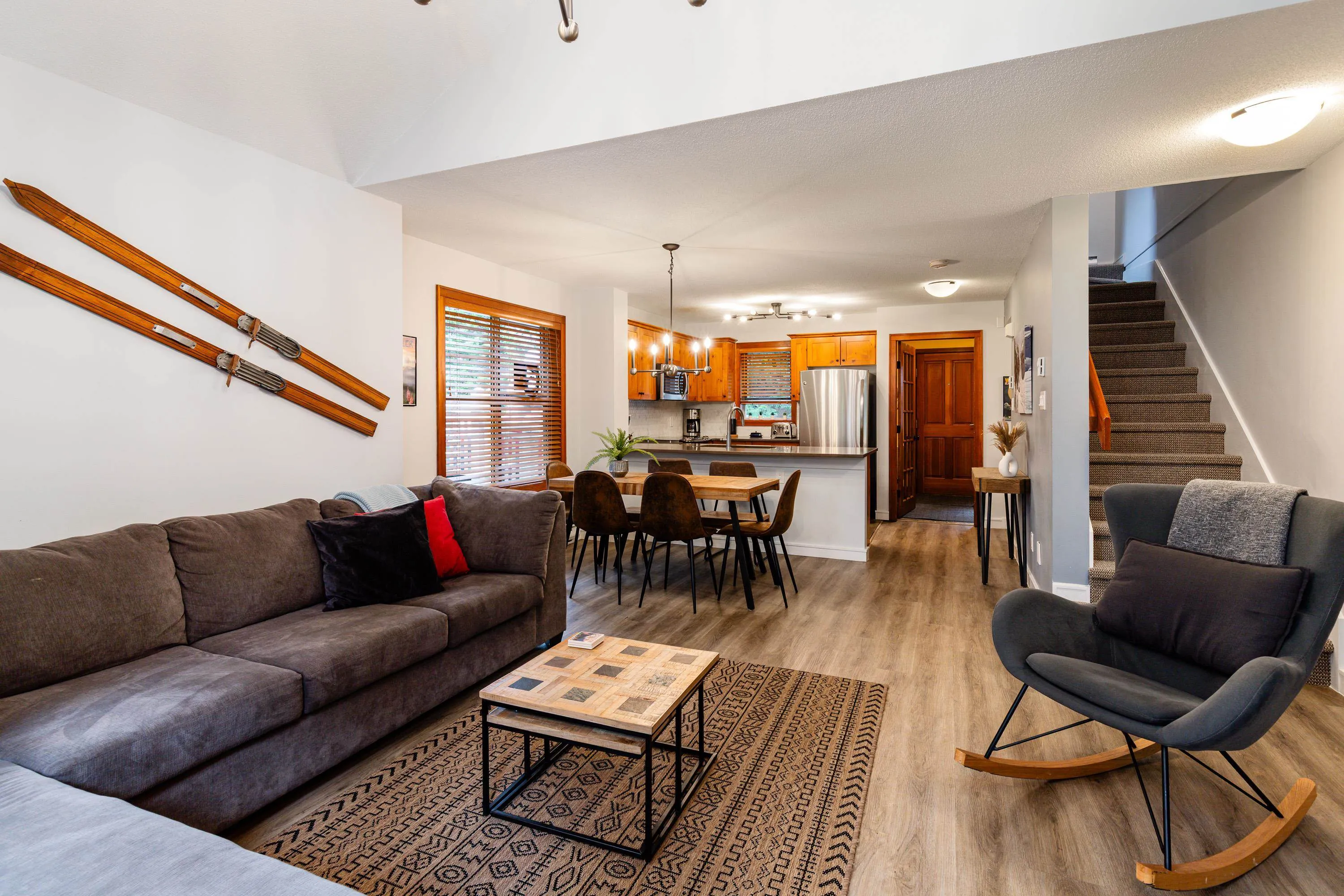 31 4661 Blackcomb Way