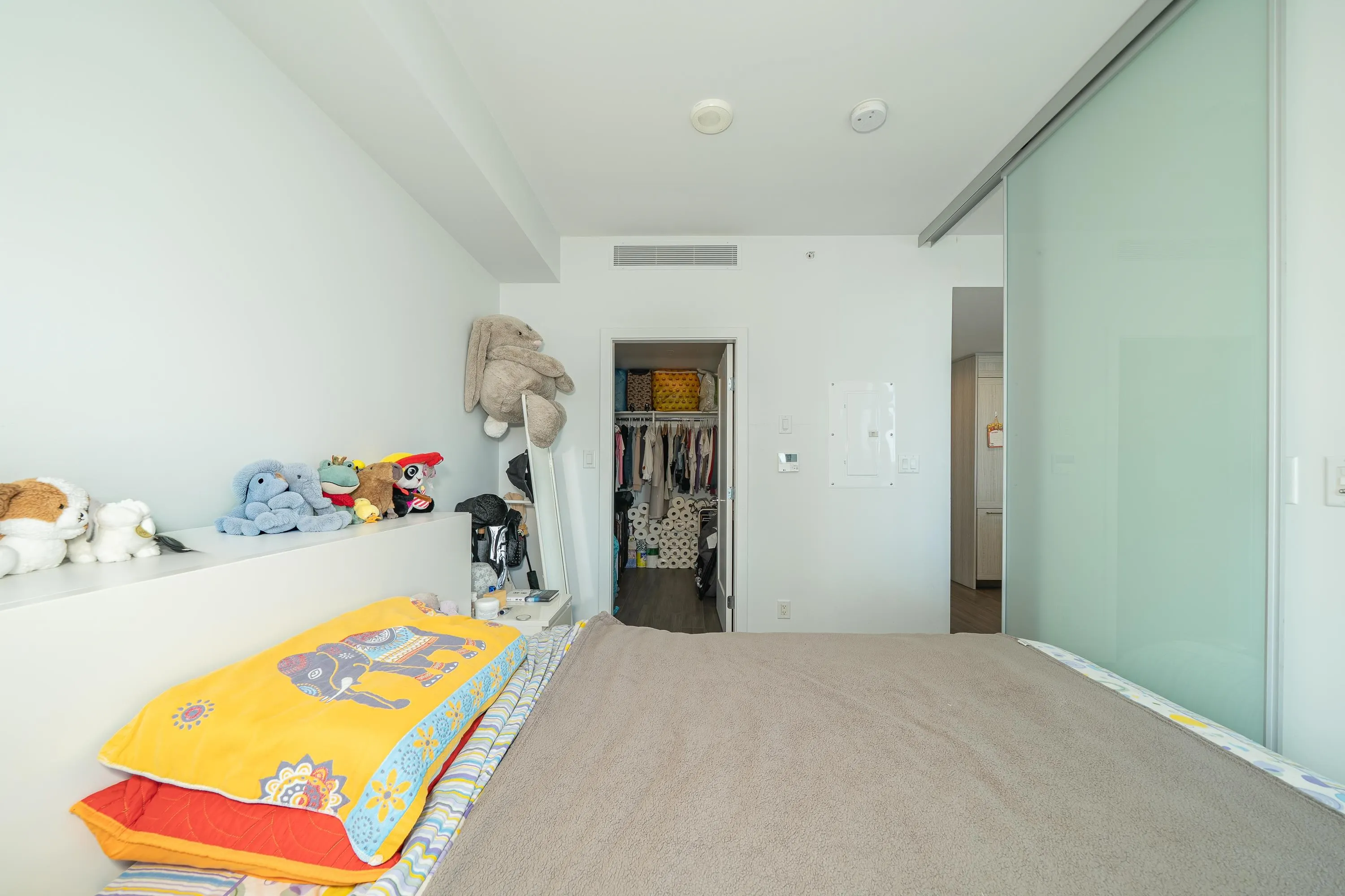 1702 2311 Beta Avenue