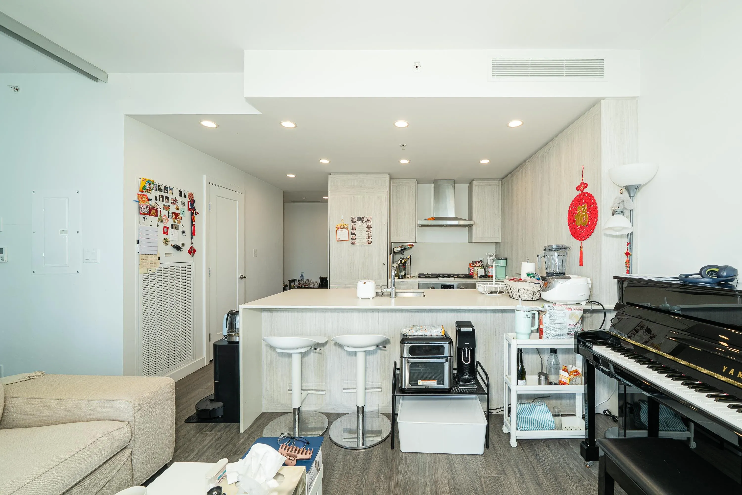 1702 2311 Beta Avenue