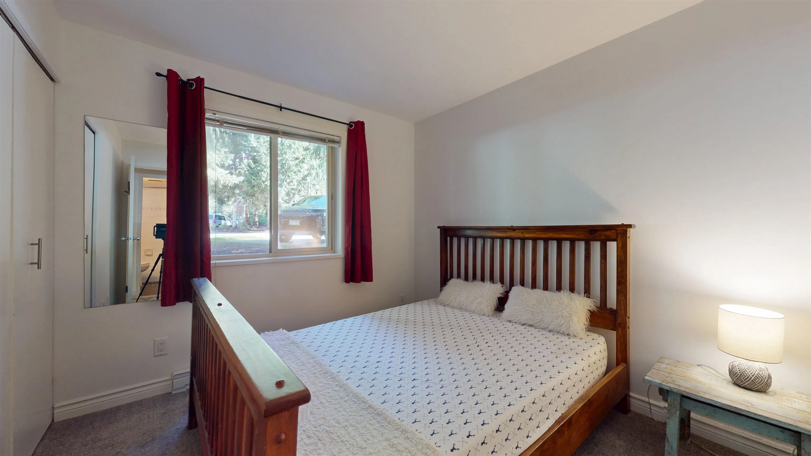 101 3070 Hillcrest Drive