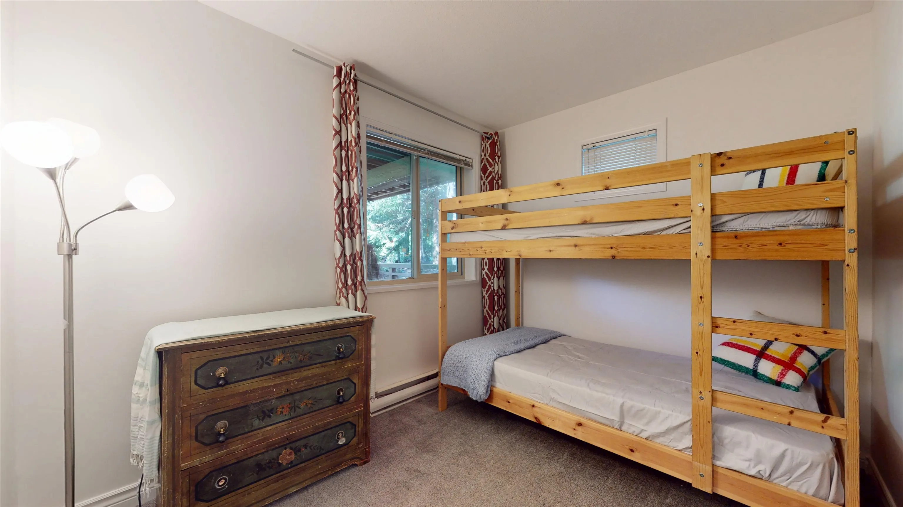 101 3070 Hillcrest Drive