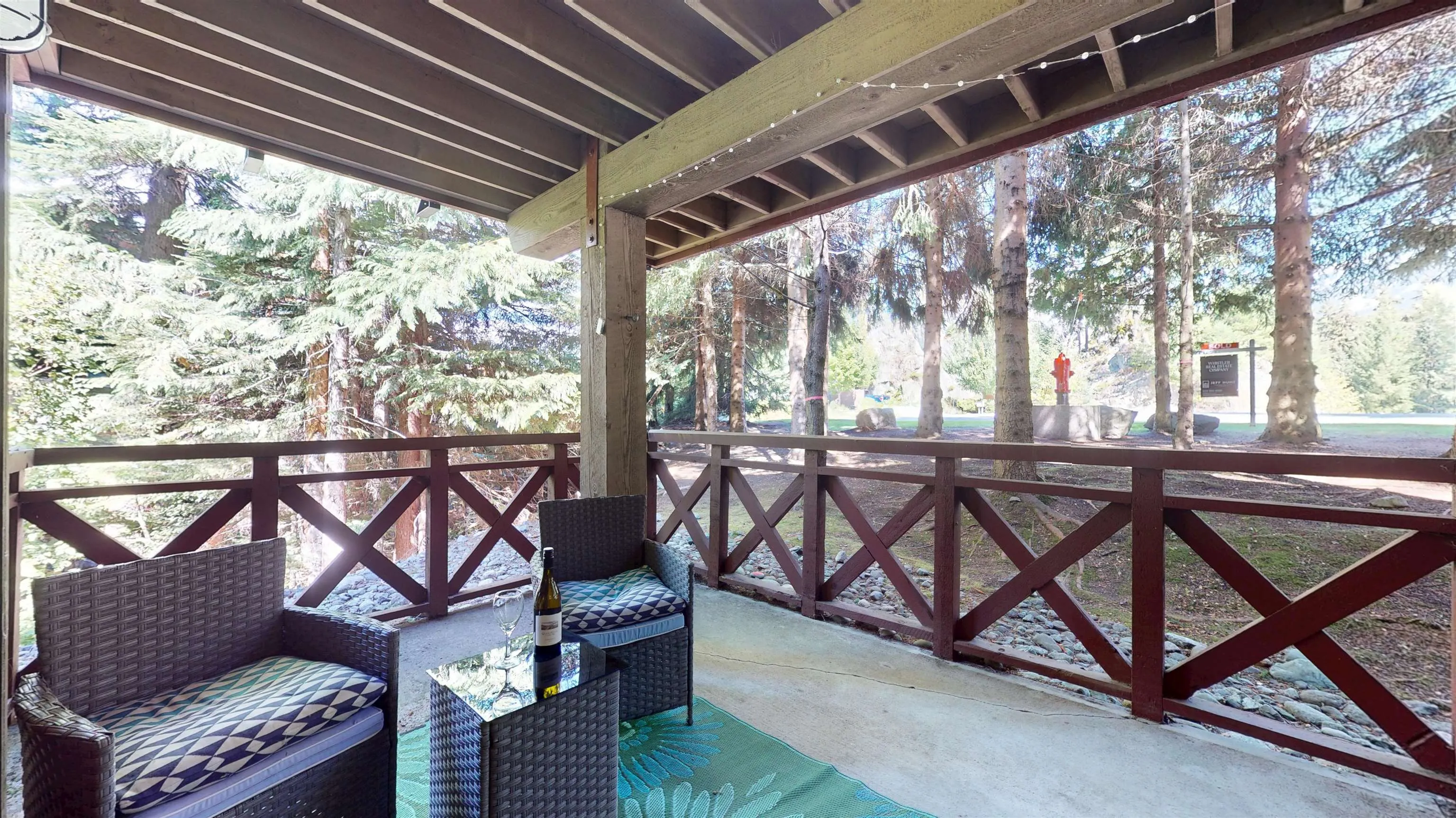101 3070 Hillcrest Drive