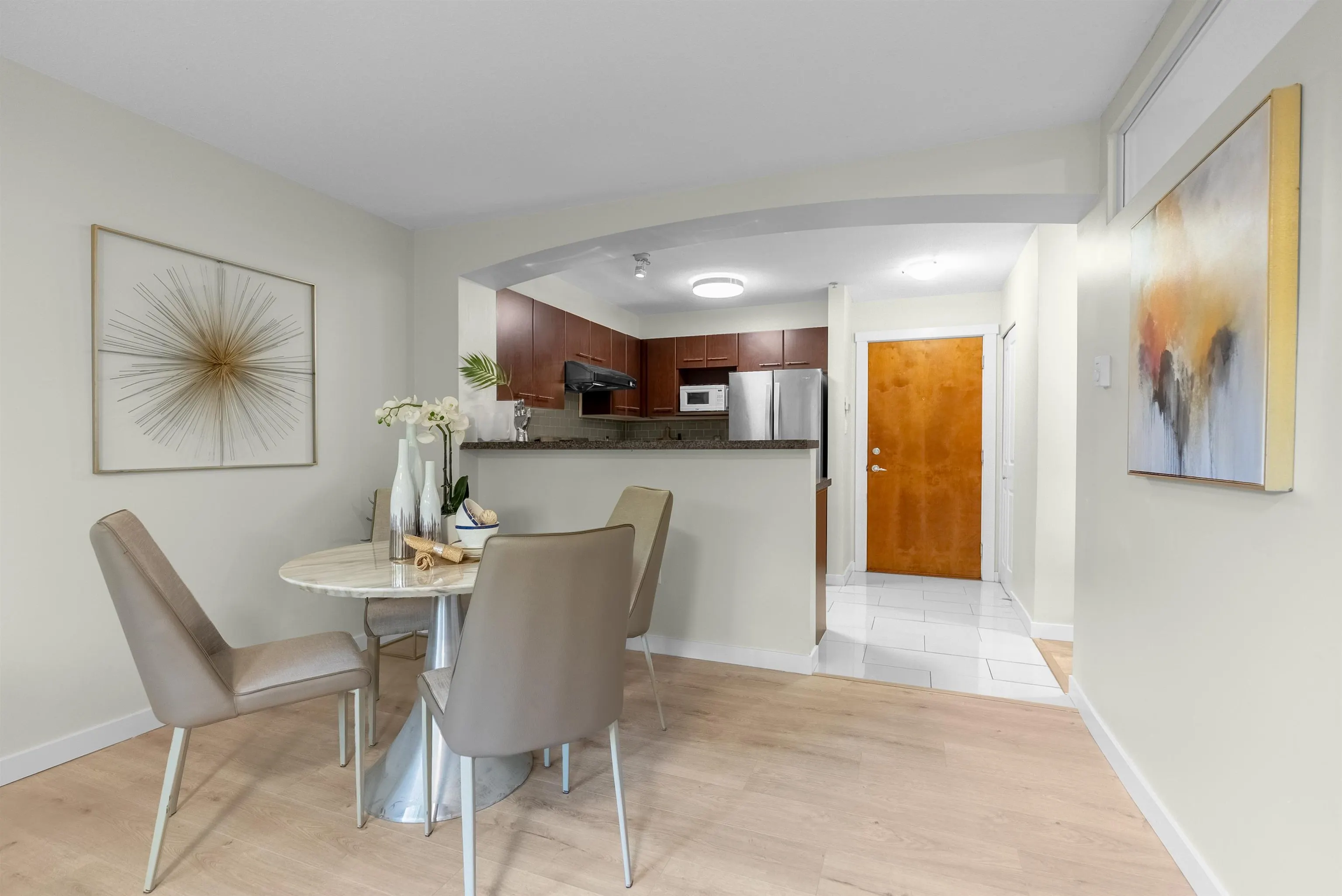 5102 5111 Garden City Road