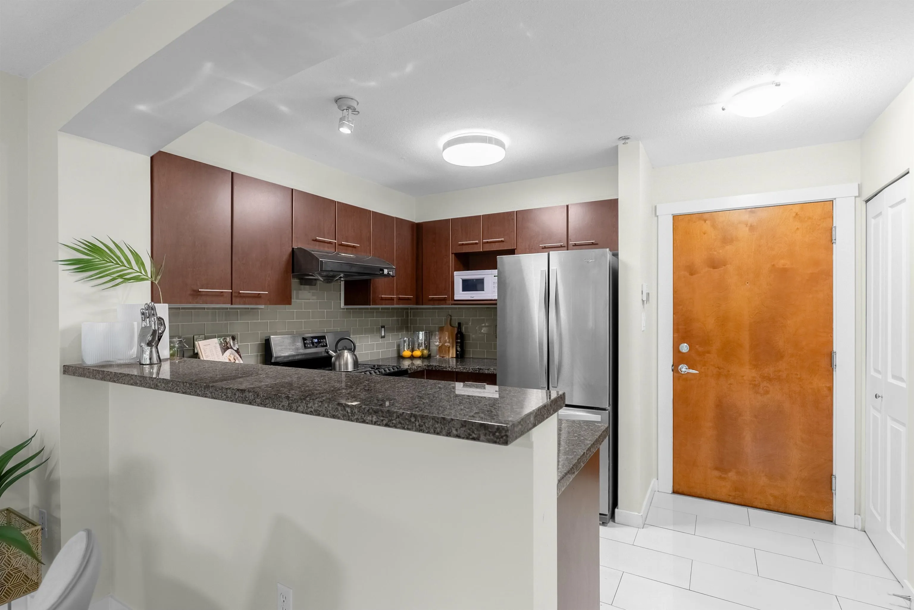 5102 5111 Garden City Road