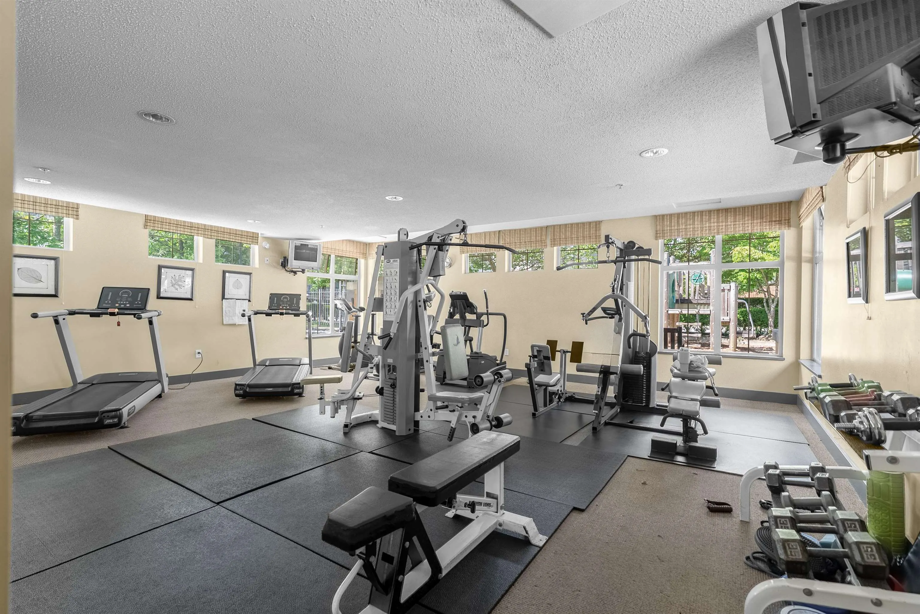 5102 5111 Garden City Road