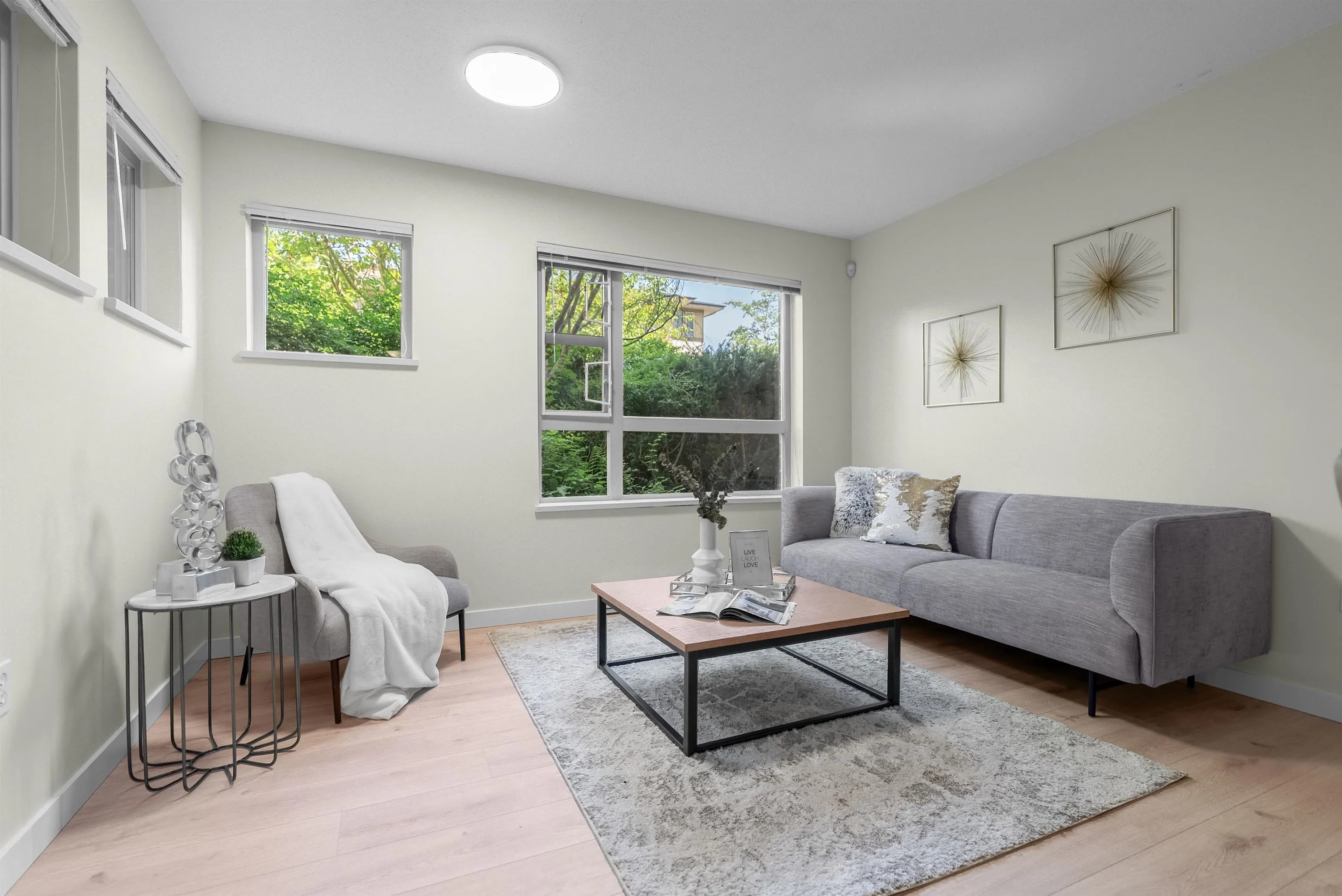 5102 5111 Garden City Road