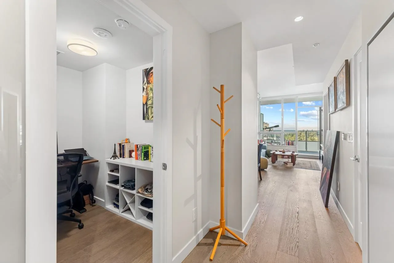 1902 5608 Berton Avenue