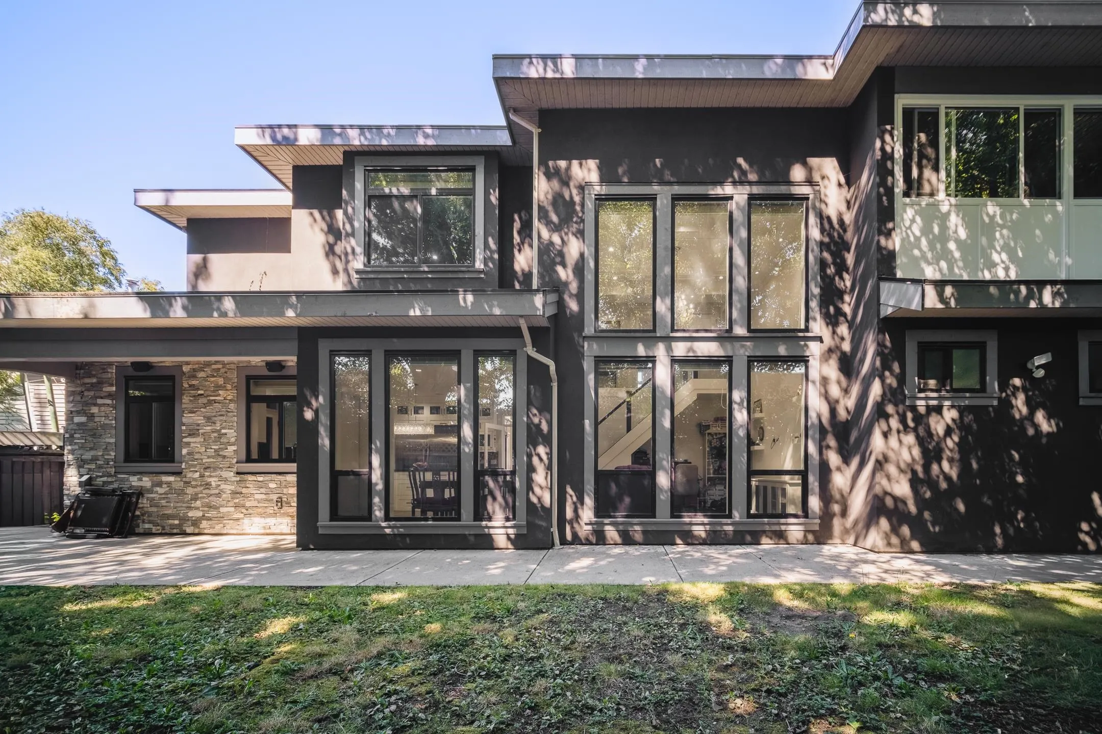 8600 Leslie Road
