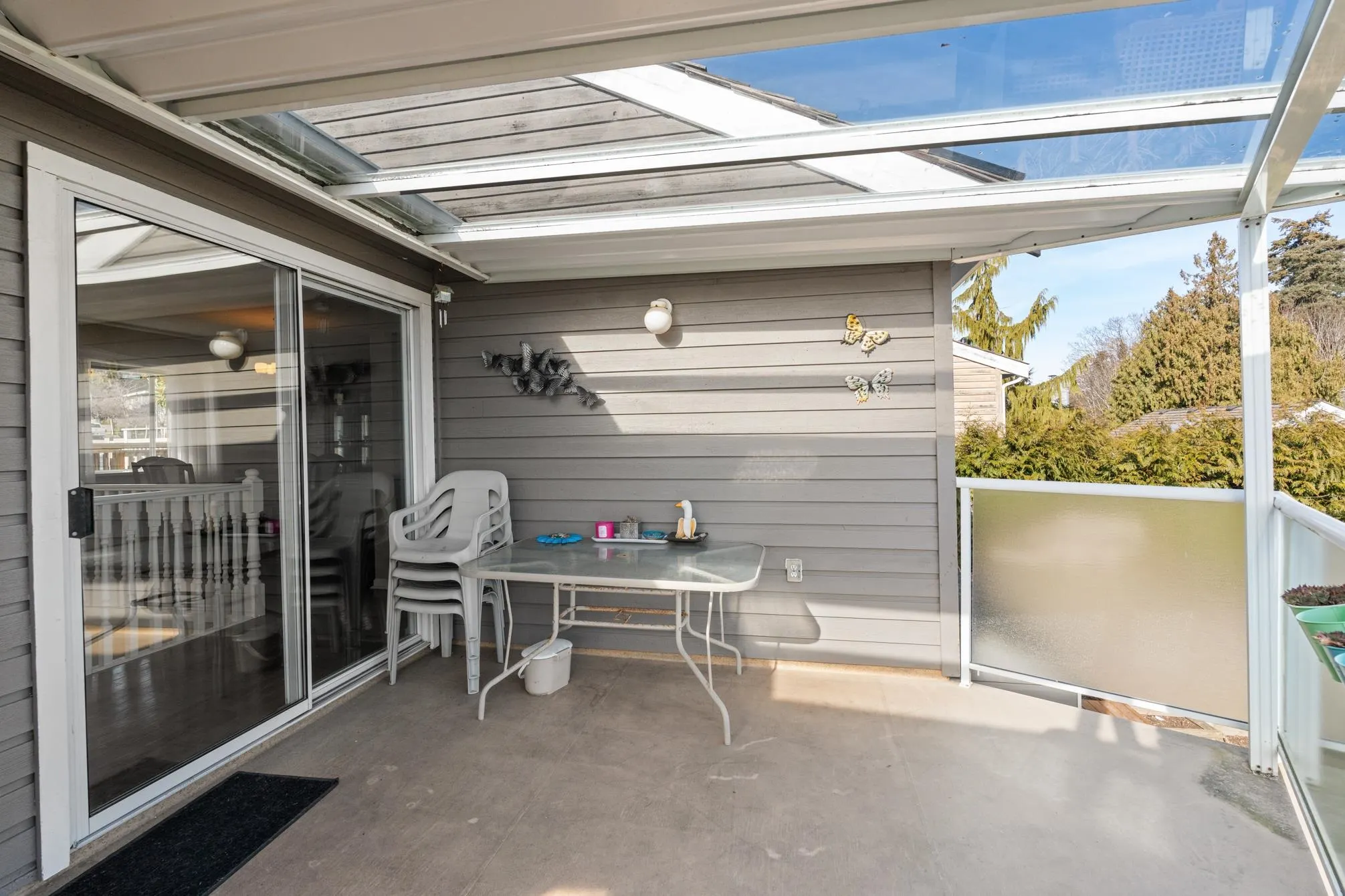 1480 View Crescent