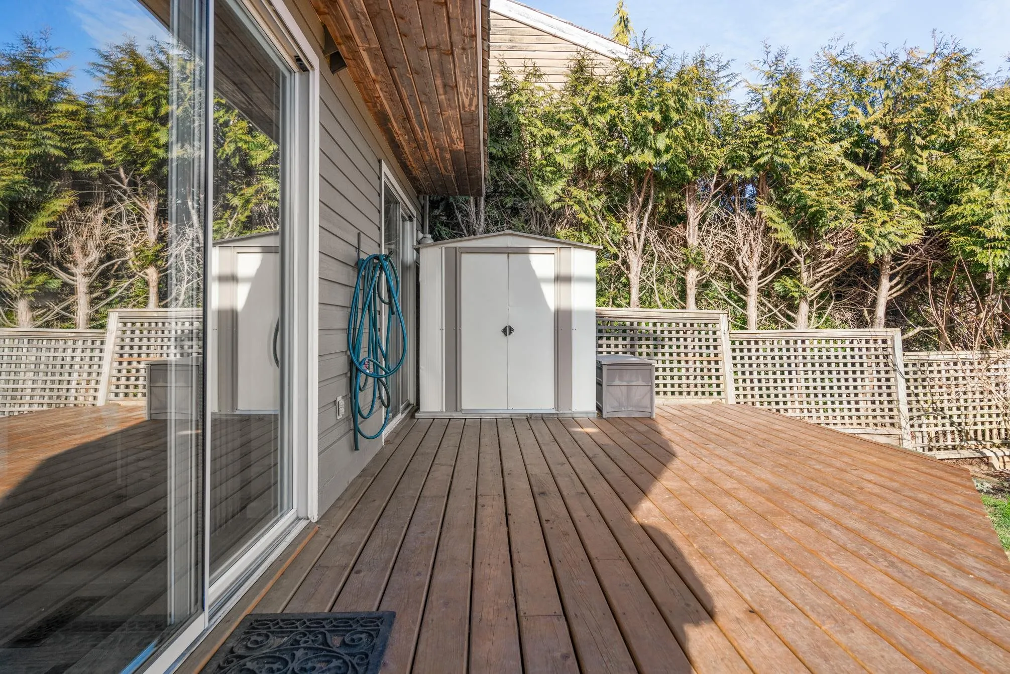 1480 View Crescent