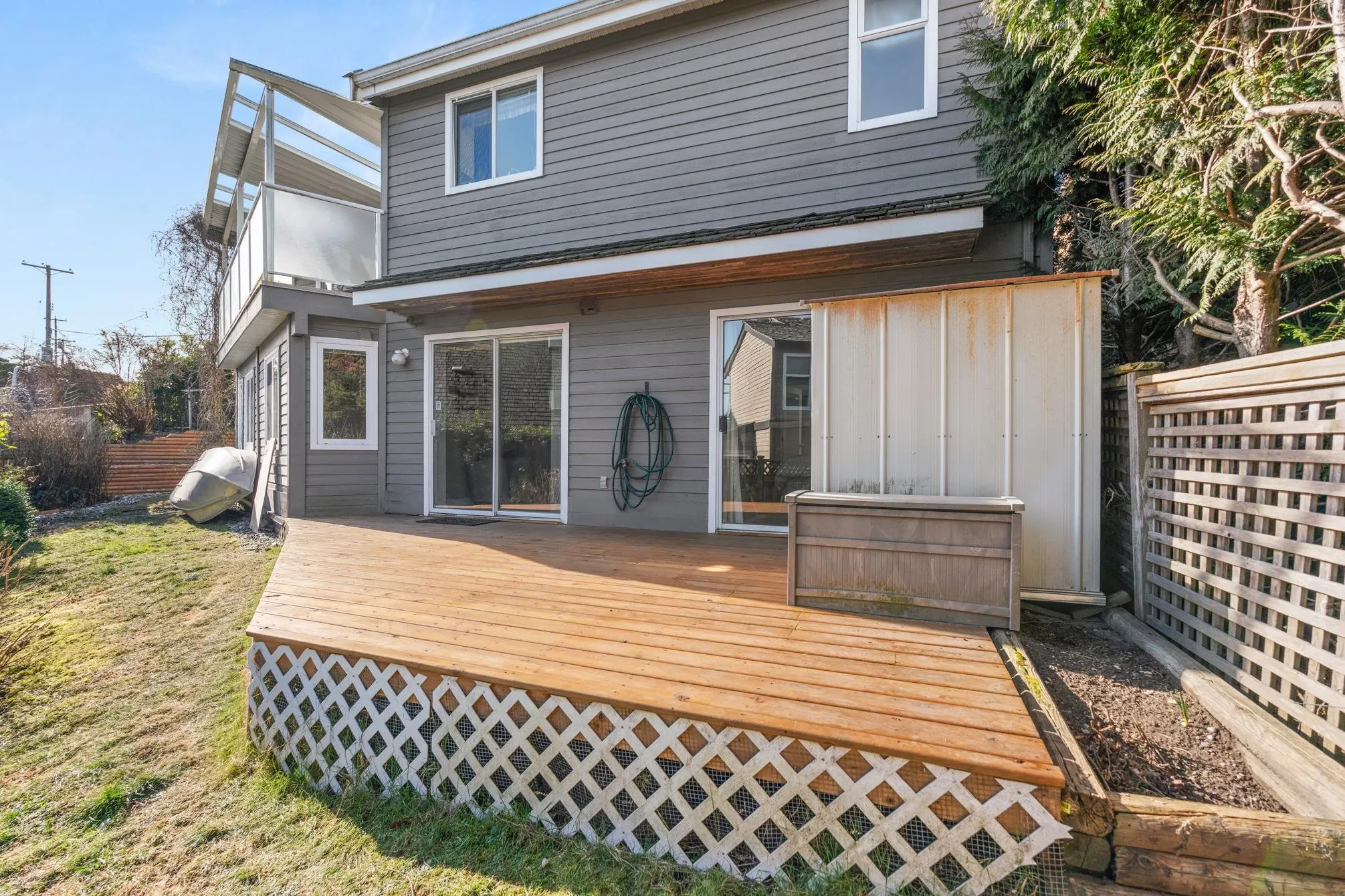 1480 View Crescent