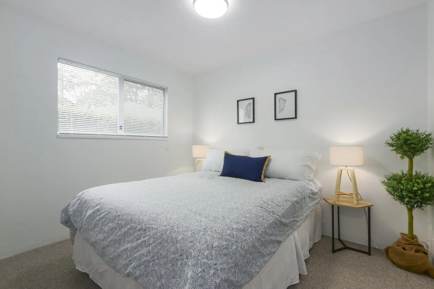 Unit B 1828 King George Blvd