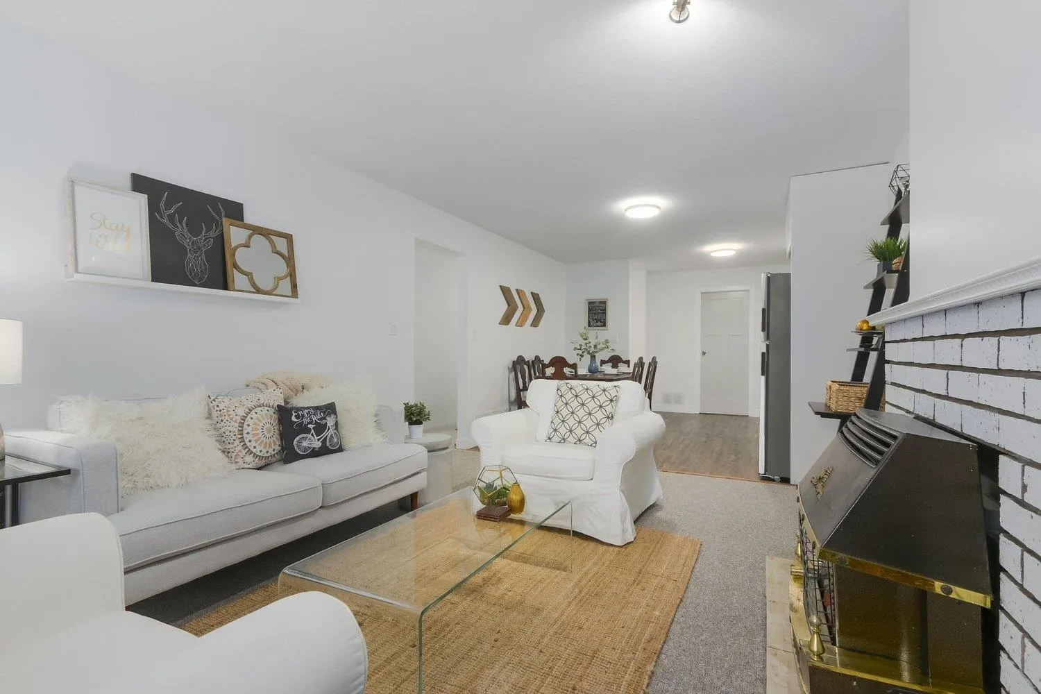 Unit B 1828 King George Blvd
