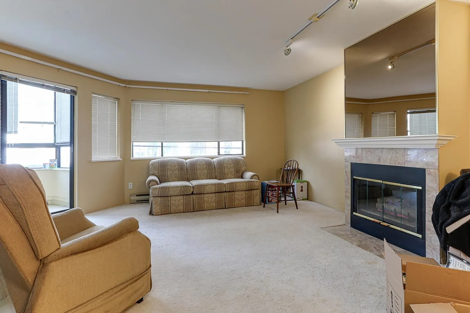 2F 1400 George Street
