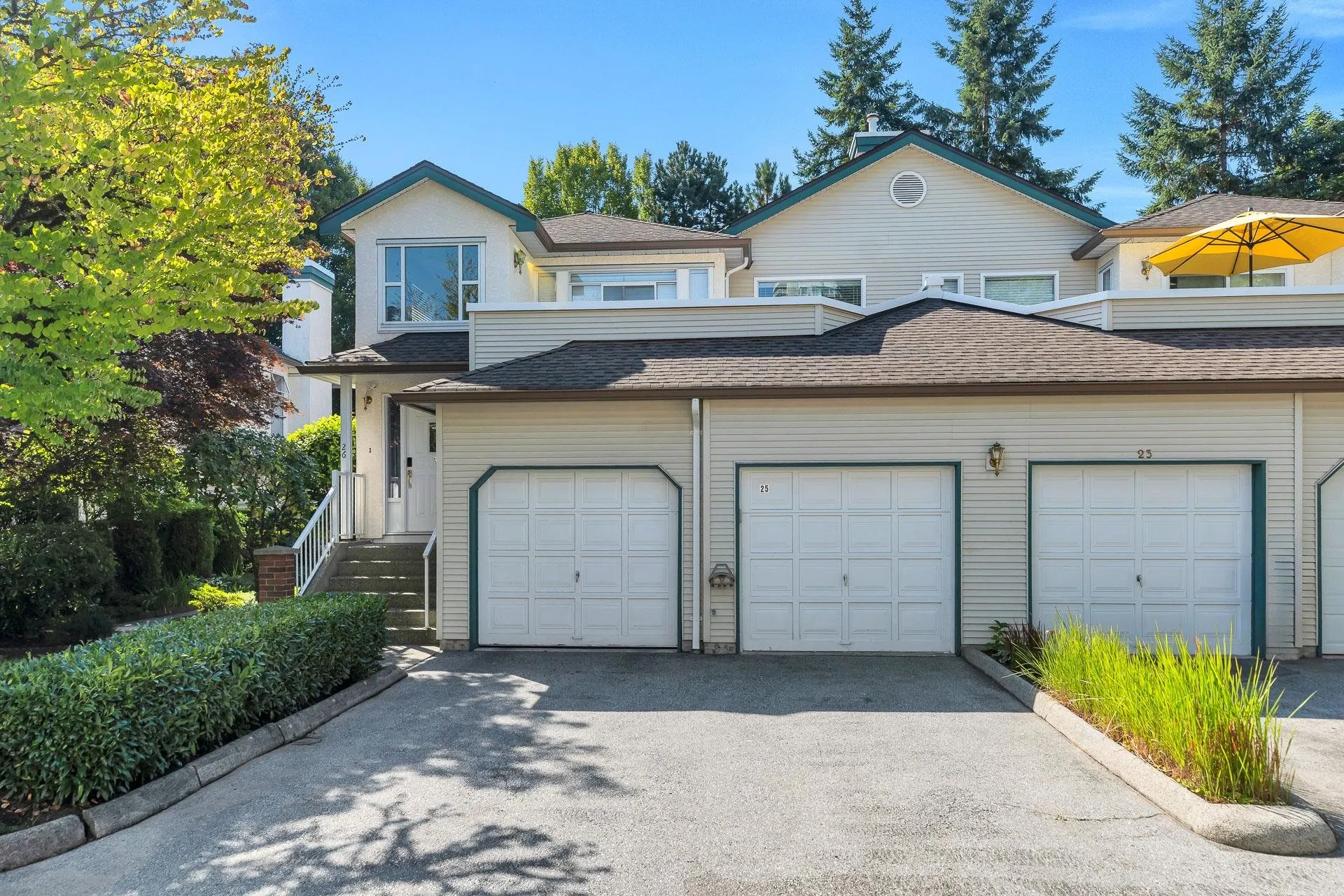 25 10038 150 Street