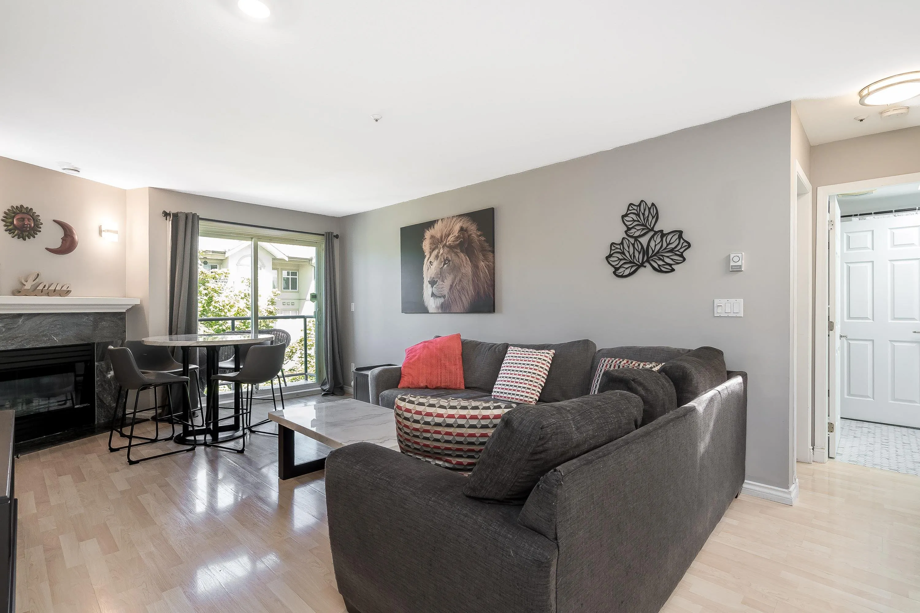407 20277 53 Avenue