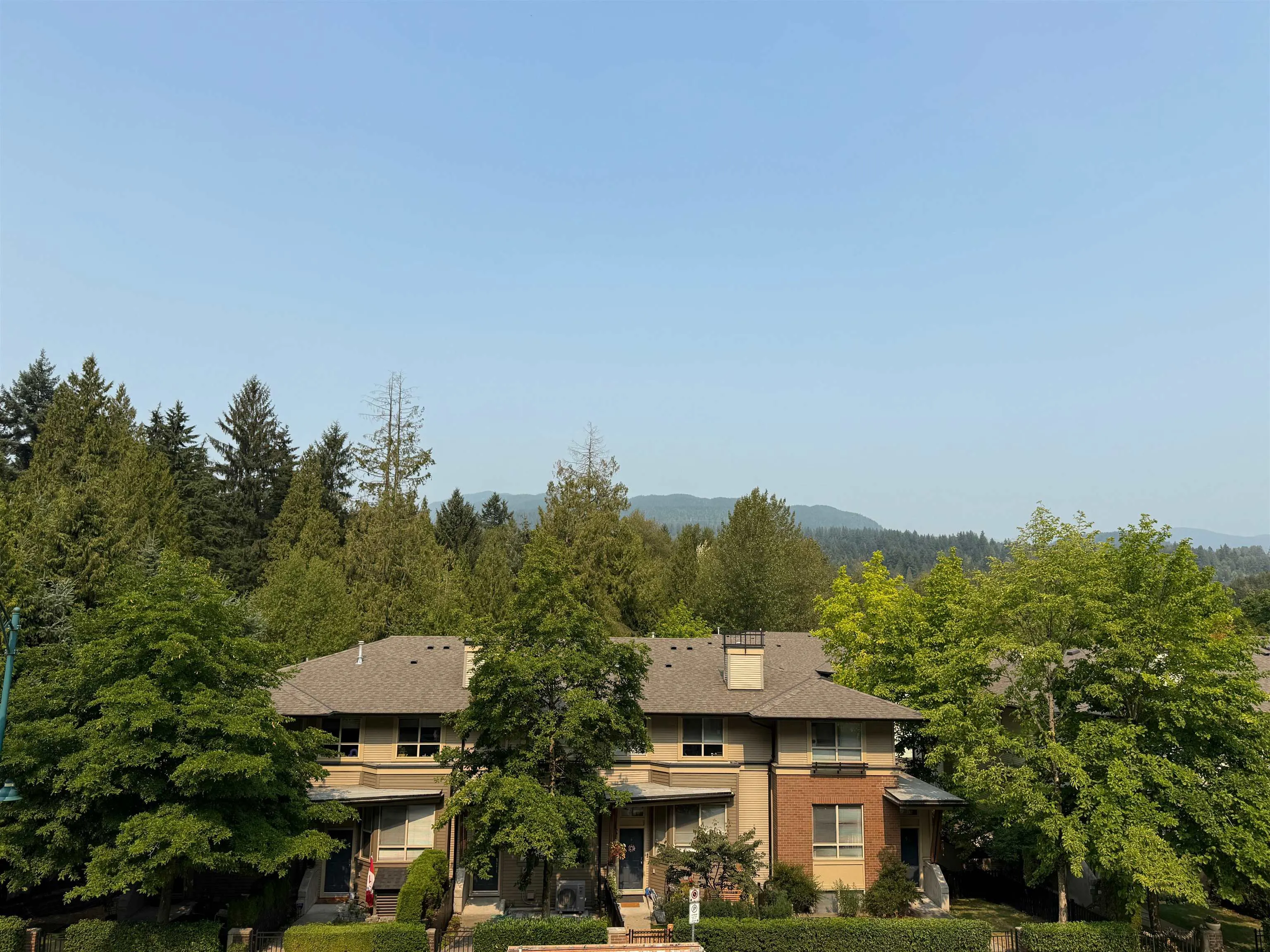 323 55 Klahanie Drive