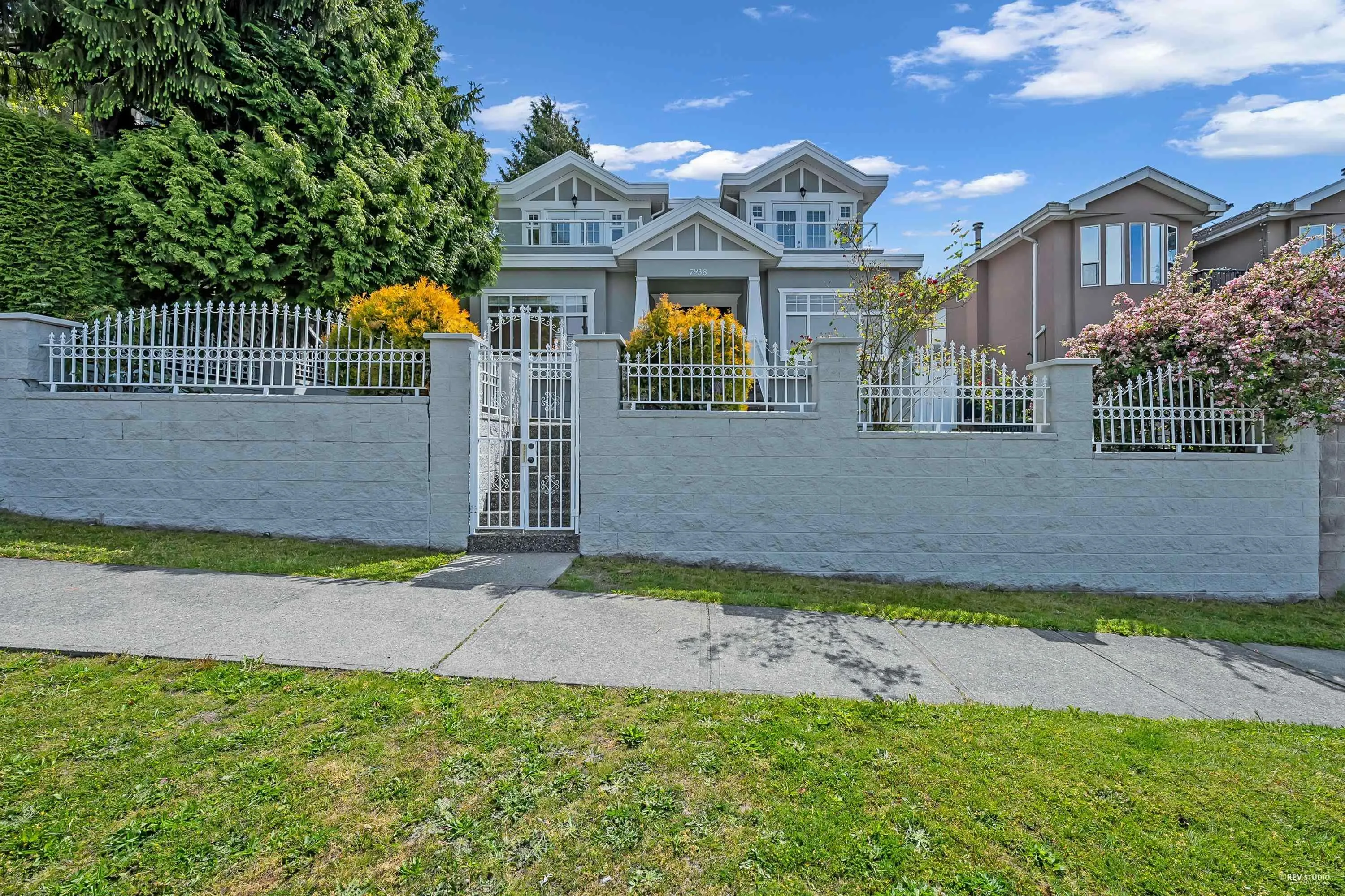 7938 Victoria Drive