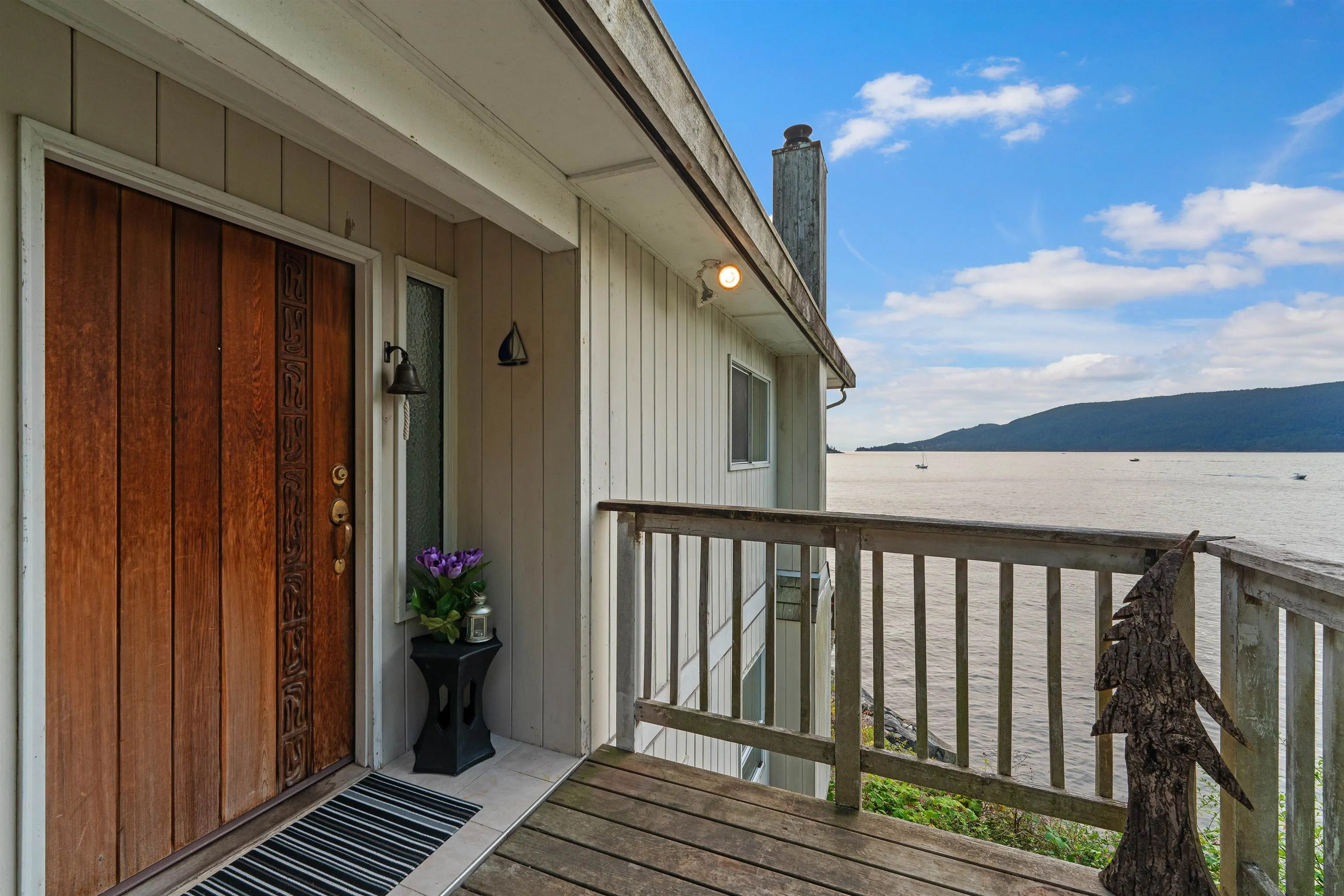 5834 Eagle Island