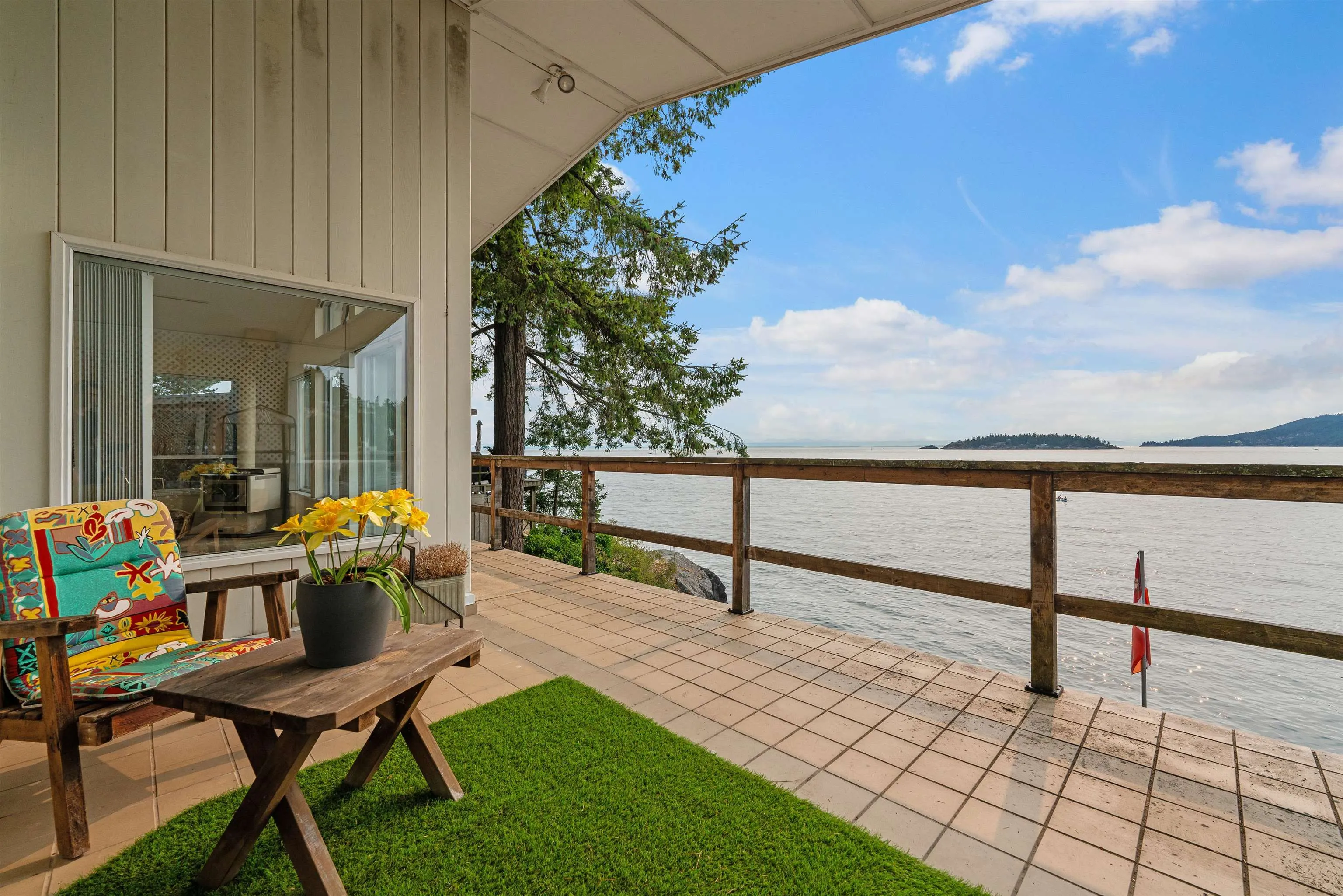 5834 Eagle Island