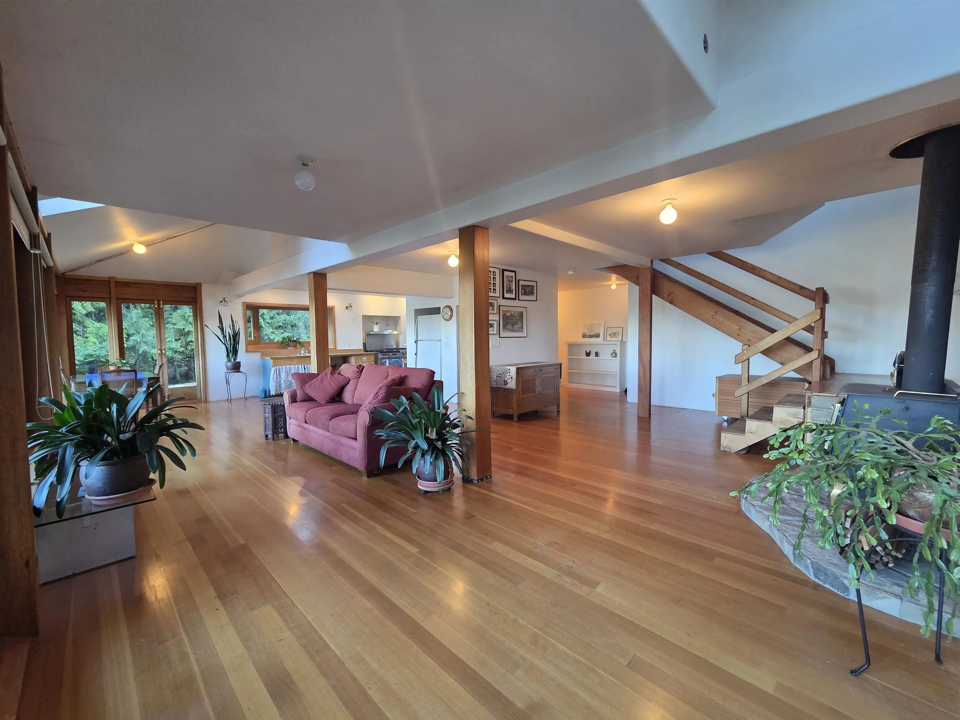 476 Marine Drive