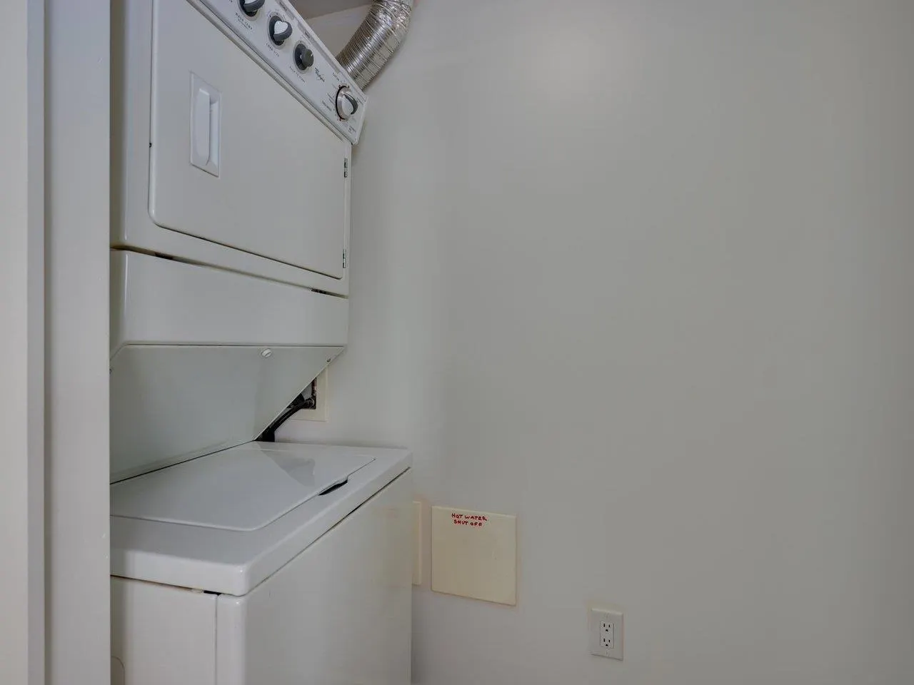 1307 1 Renaissance Square