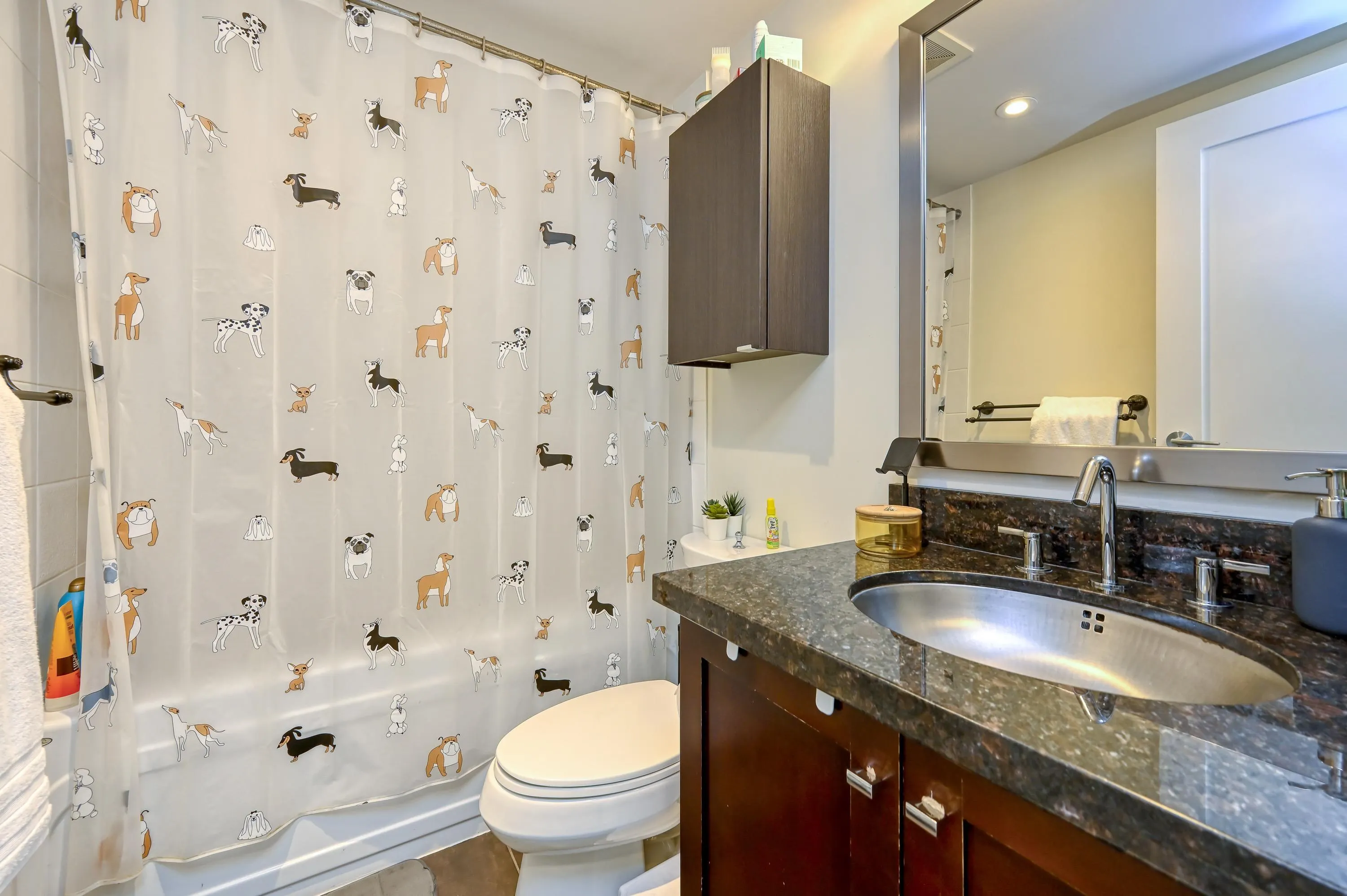 1307 1 Renaissance Square