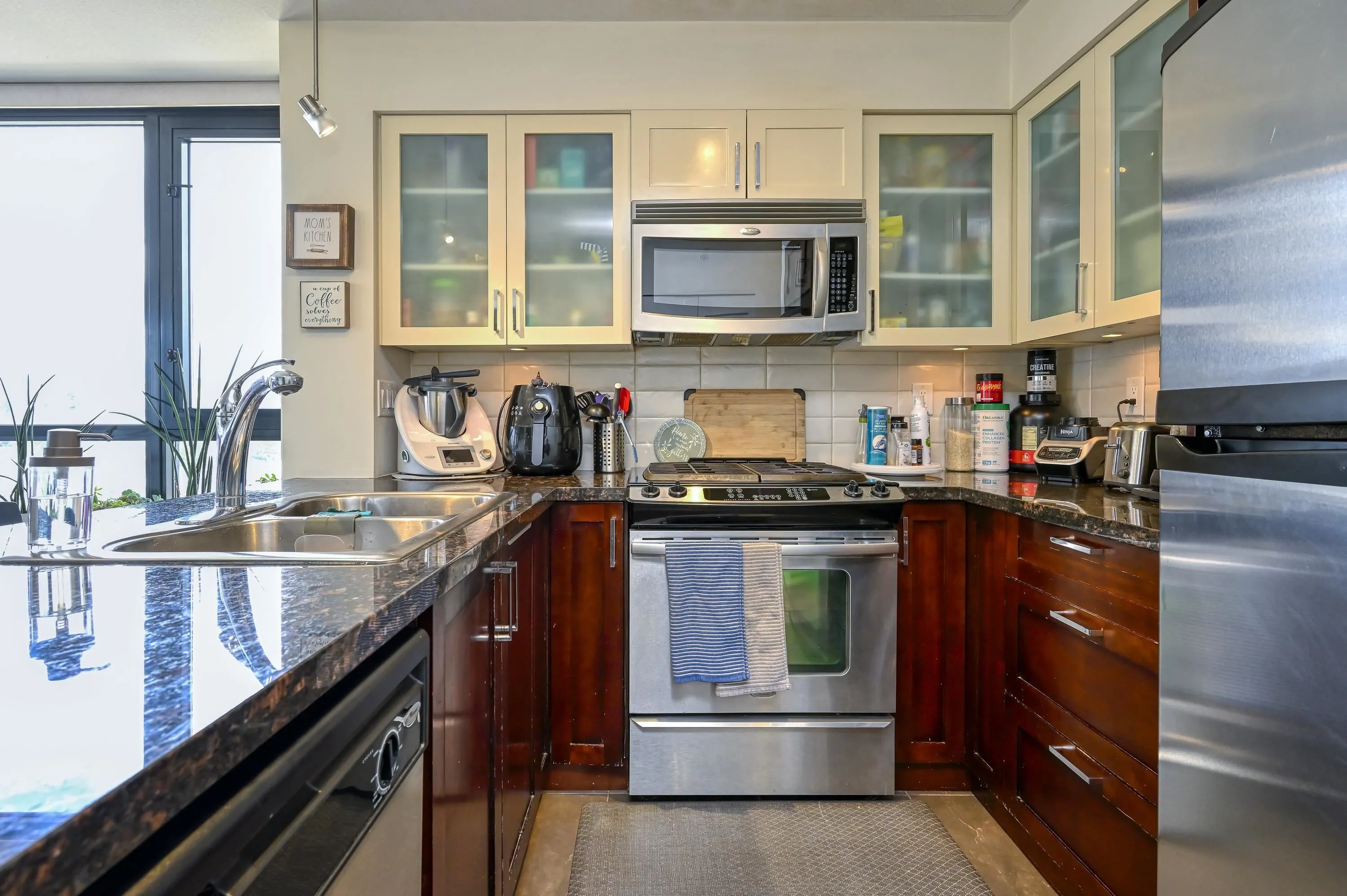 1307 1 Renaissance Square