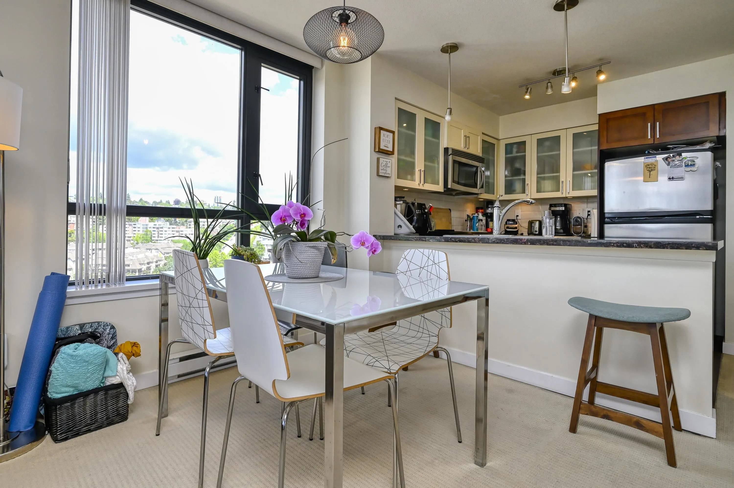 1307 1 Renaissance Square