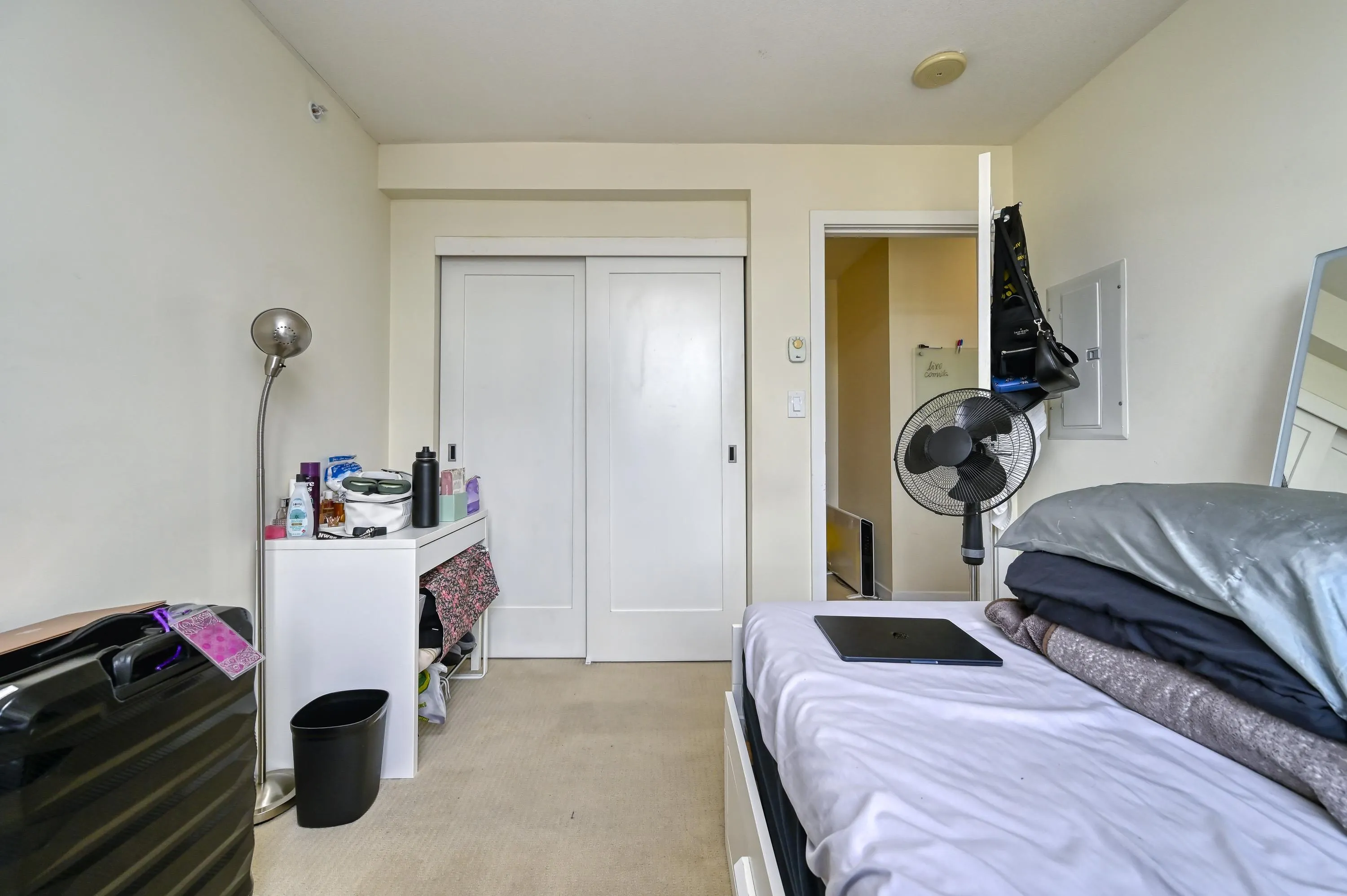 1307 1 Renaissance Square