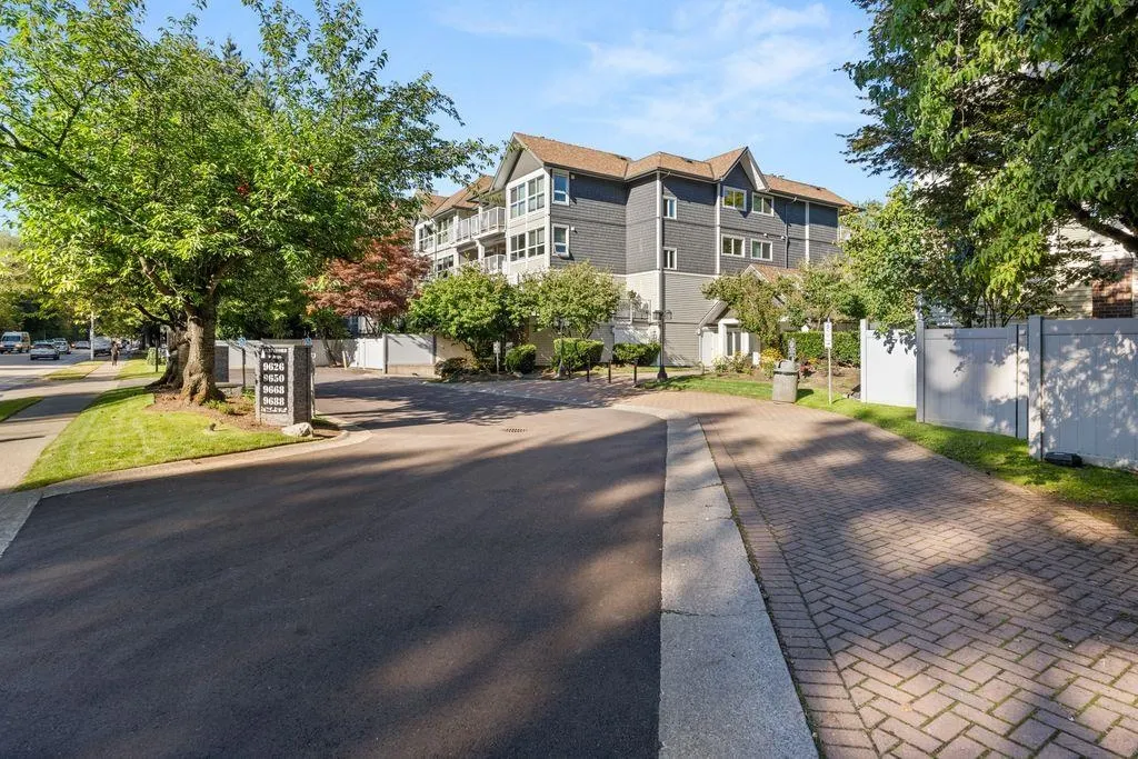 201 9688 148 Street