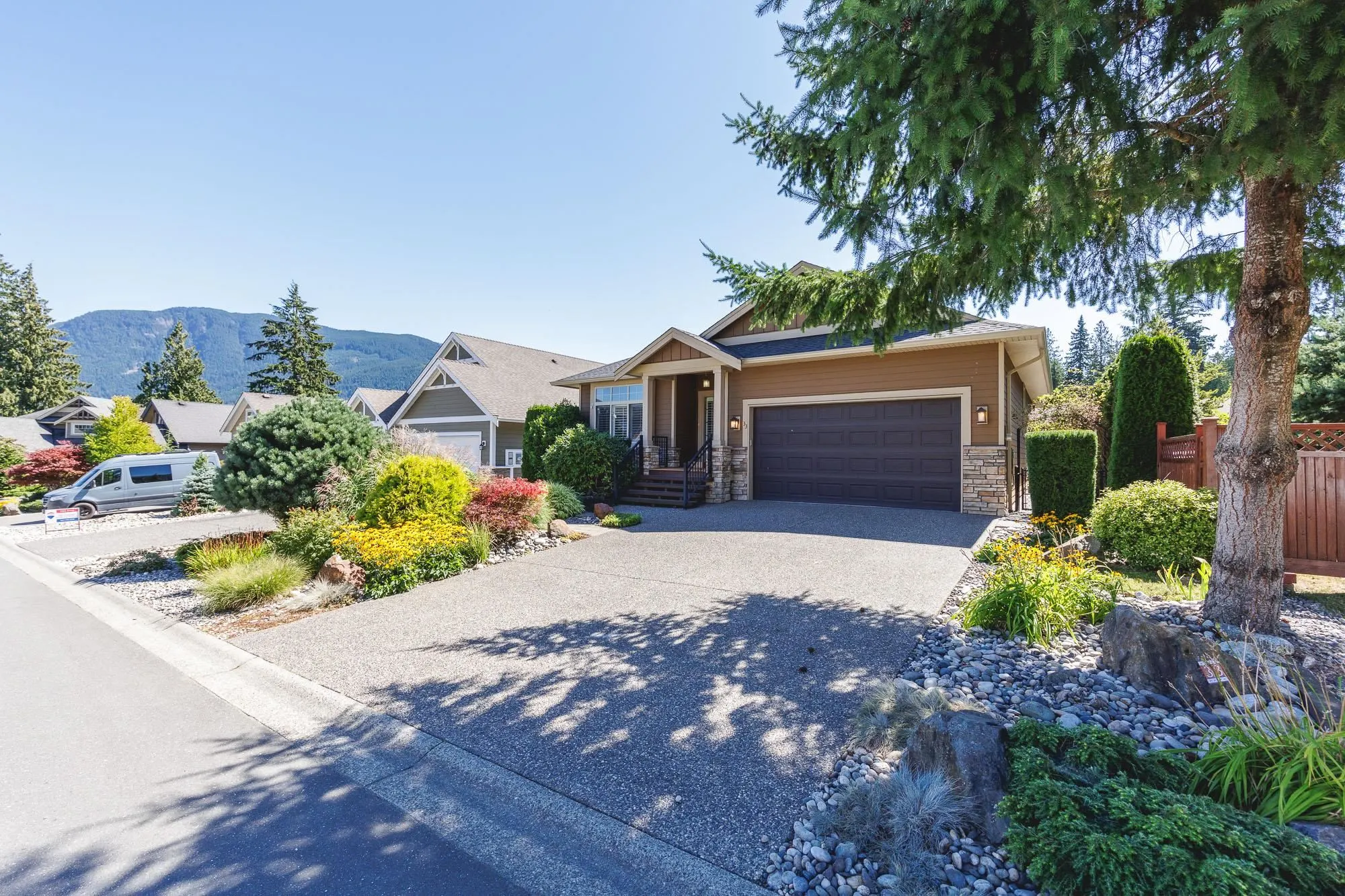33 14550 Morris Valley Road