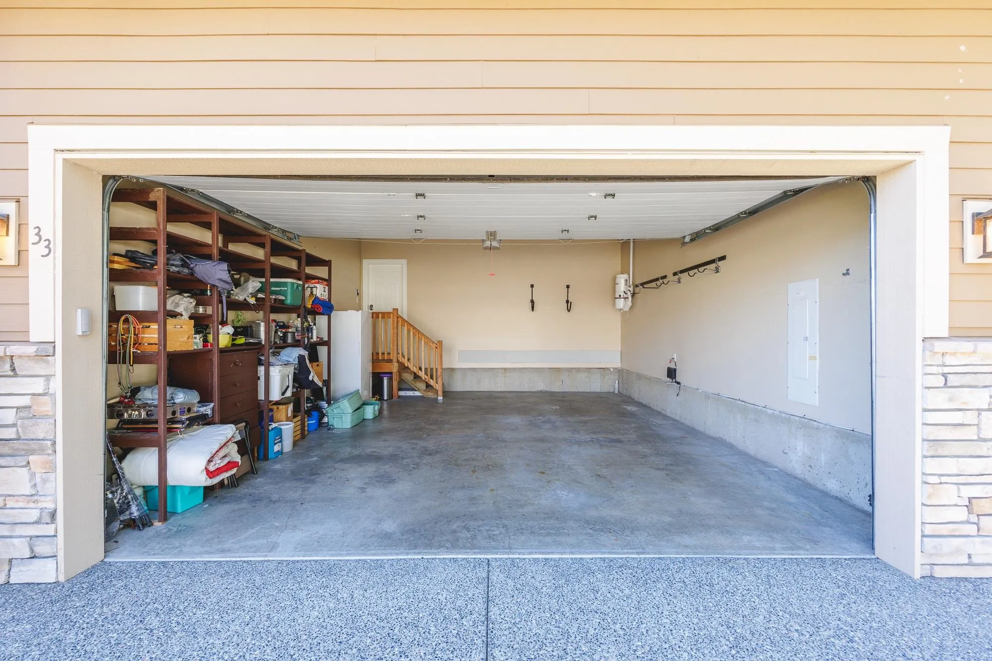 33 14550 Morris Valley Road