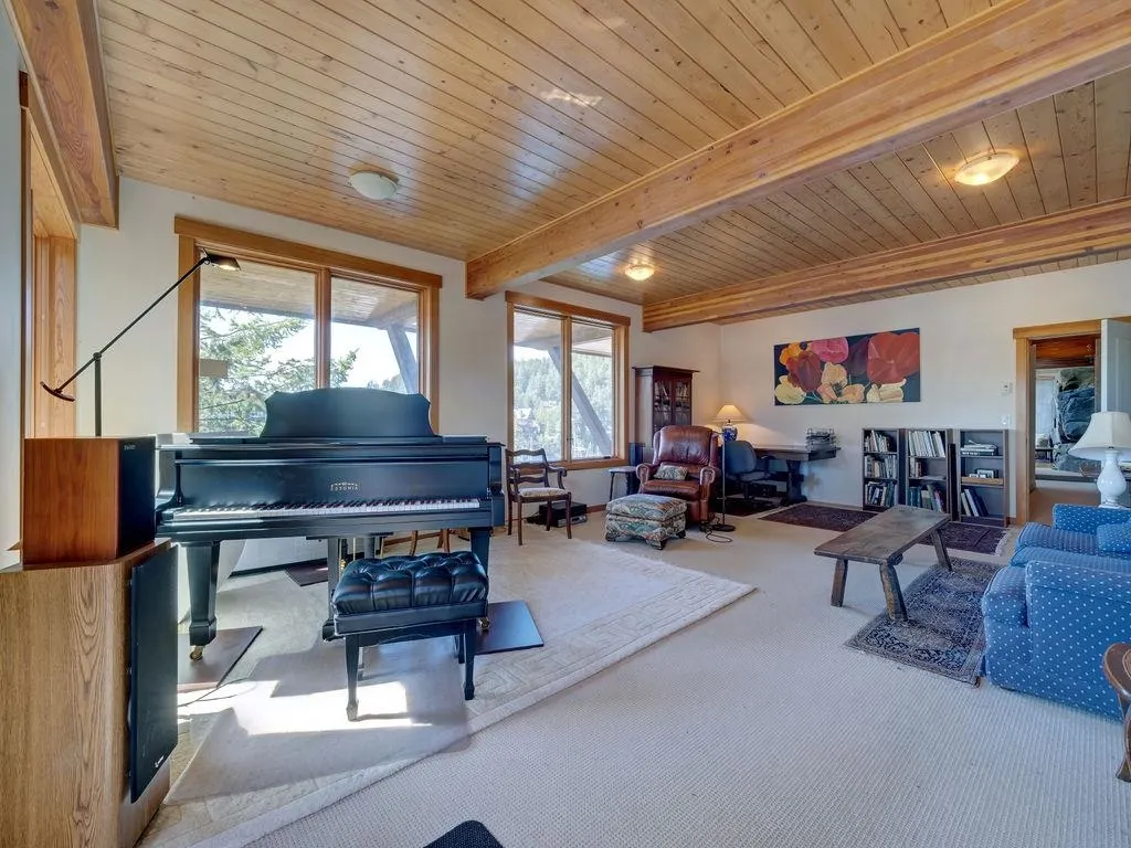 13253 Nield Road